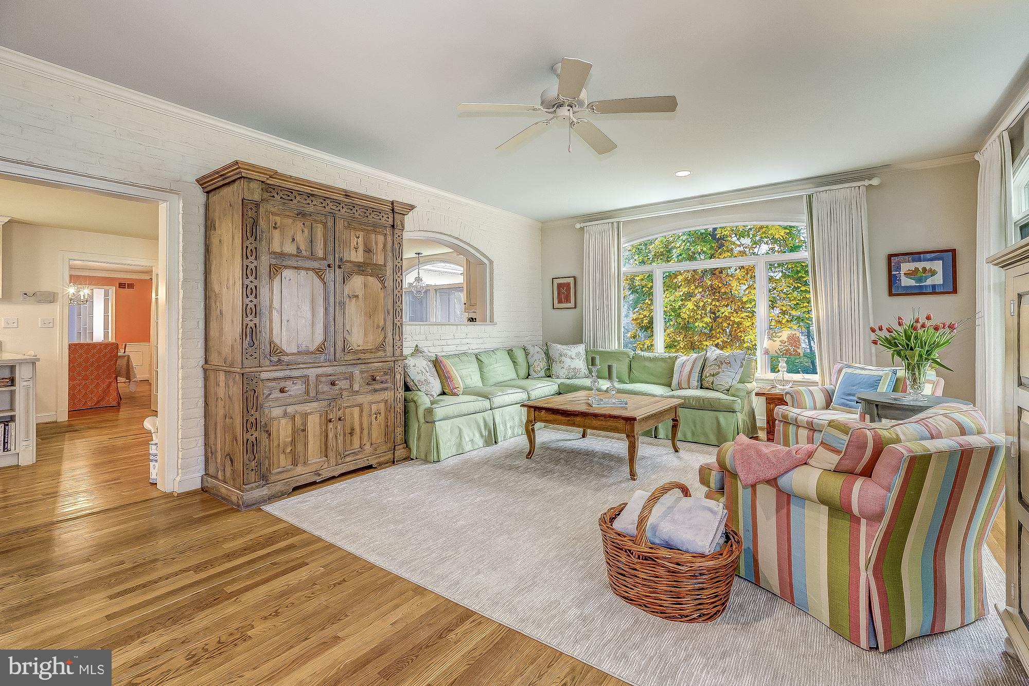 ASHLEIGH - Residential