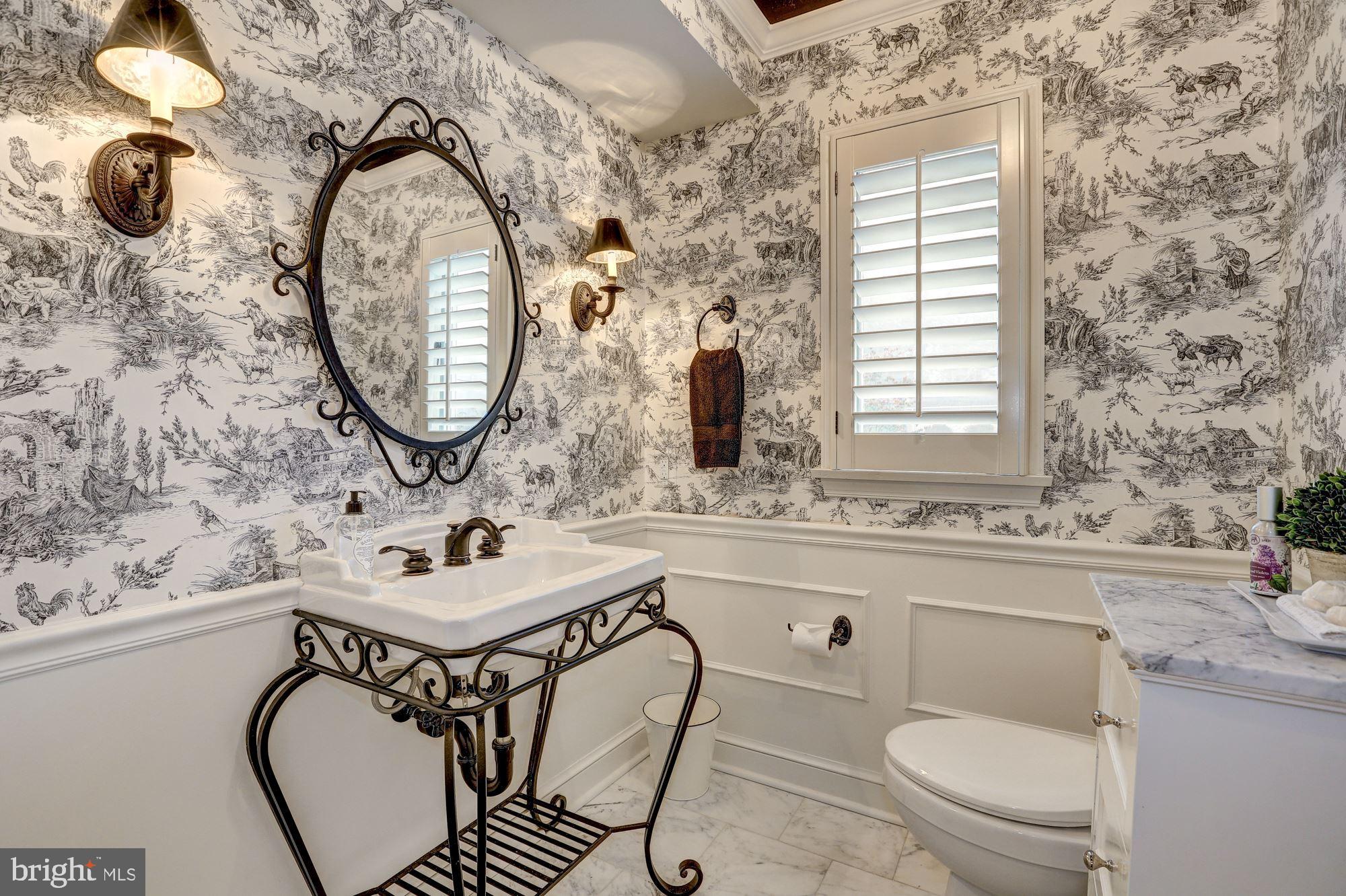 ASHLEIGH - Residential