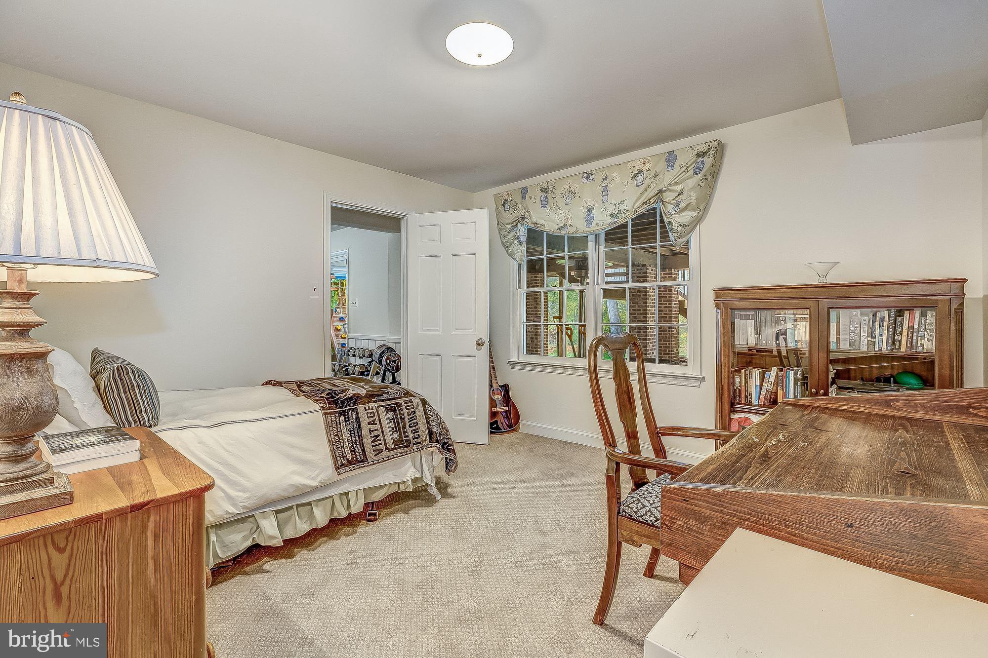 ASHLEIGH - Residential