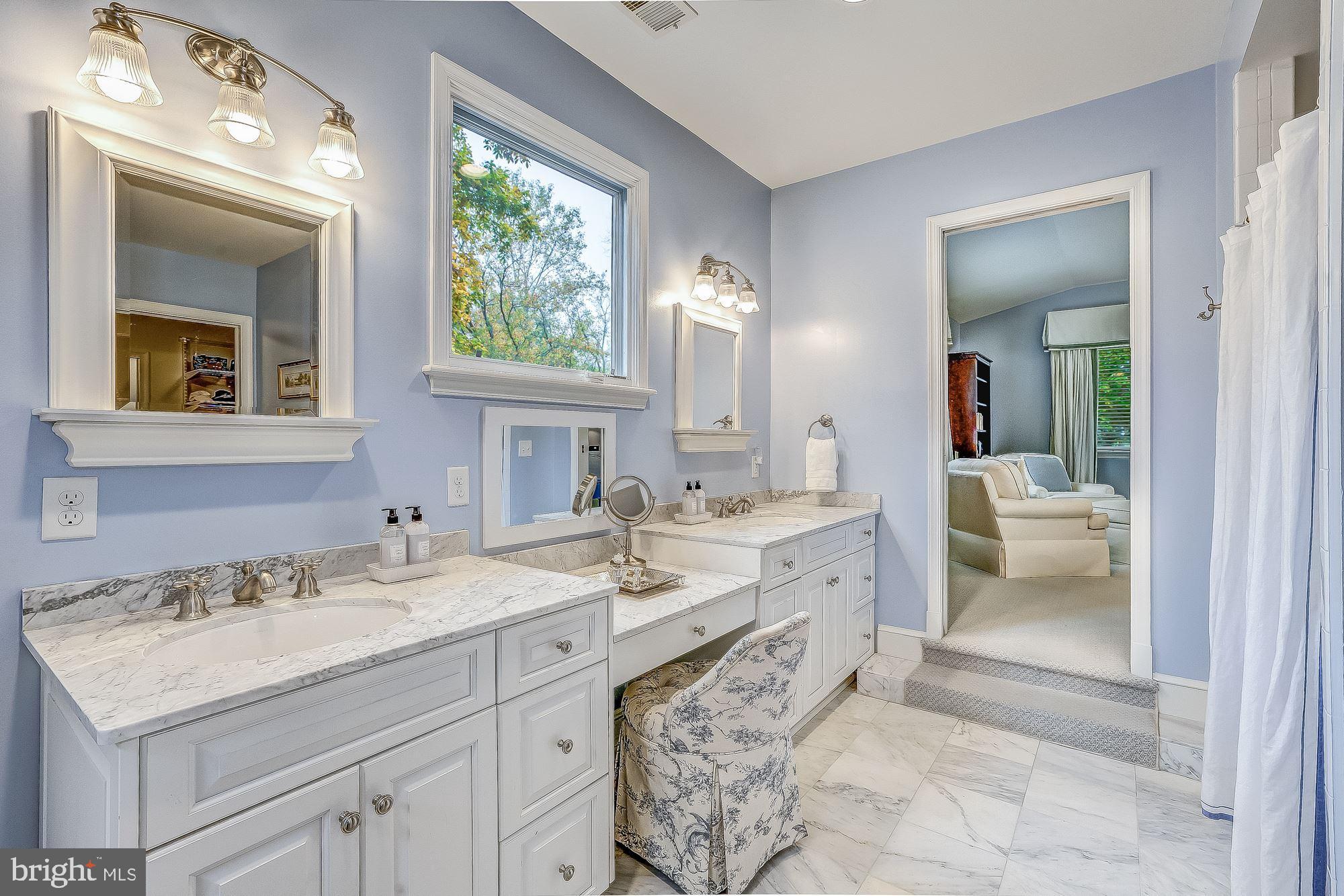 ASHLEIGH - Residential