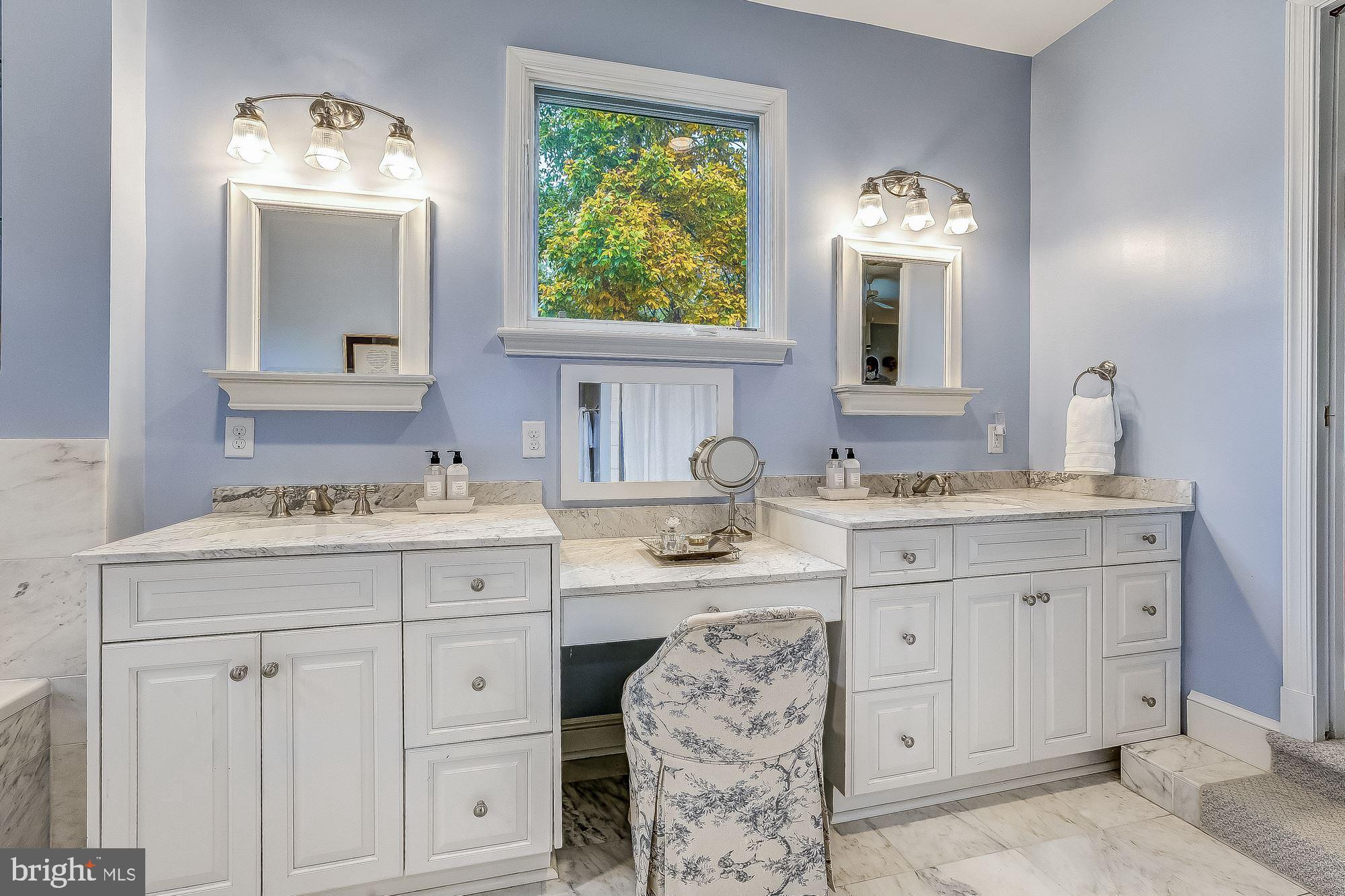 ASHLEIGH - Residential