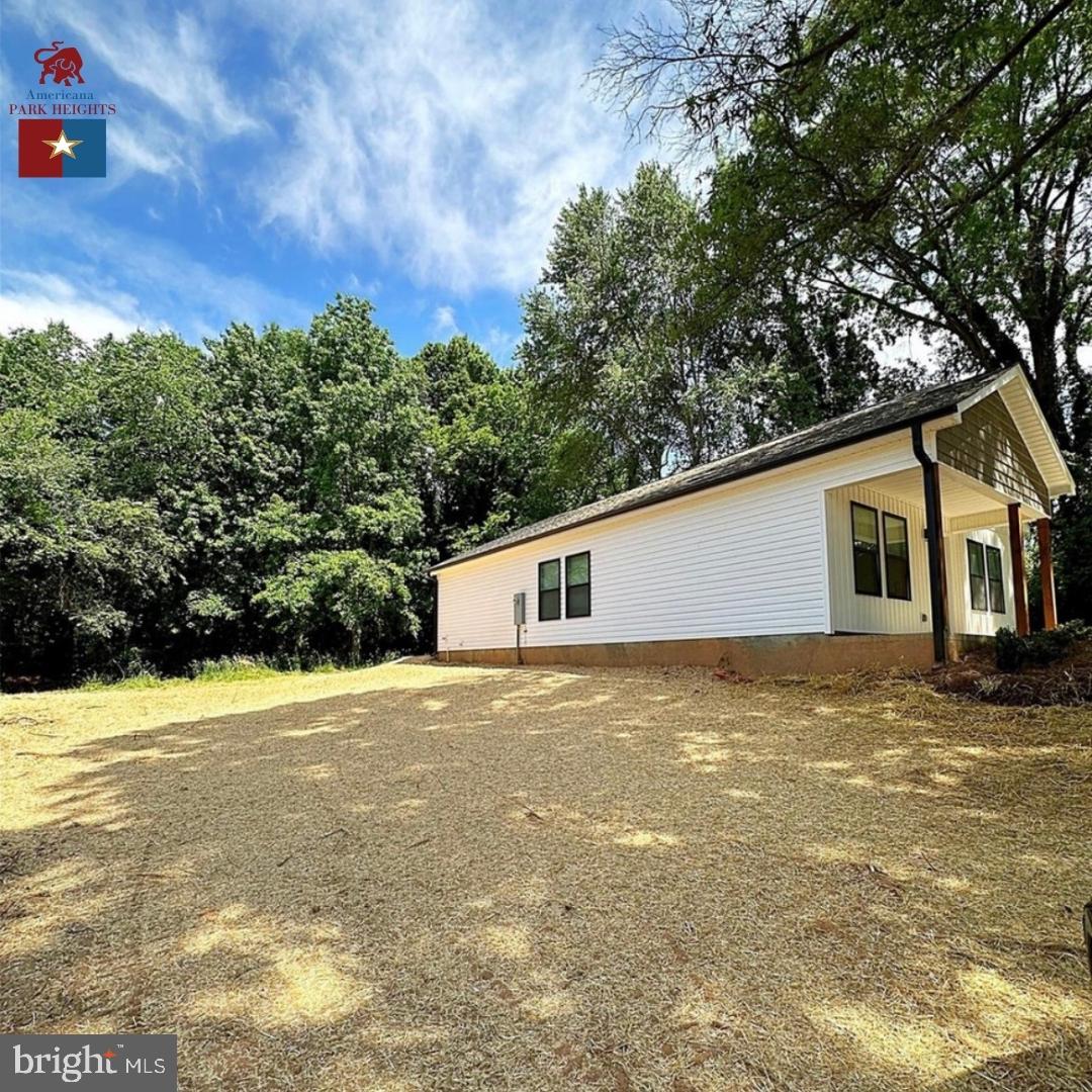 ARLINGTON - Residential