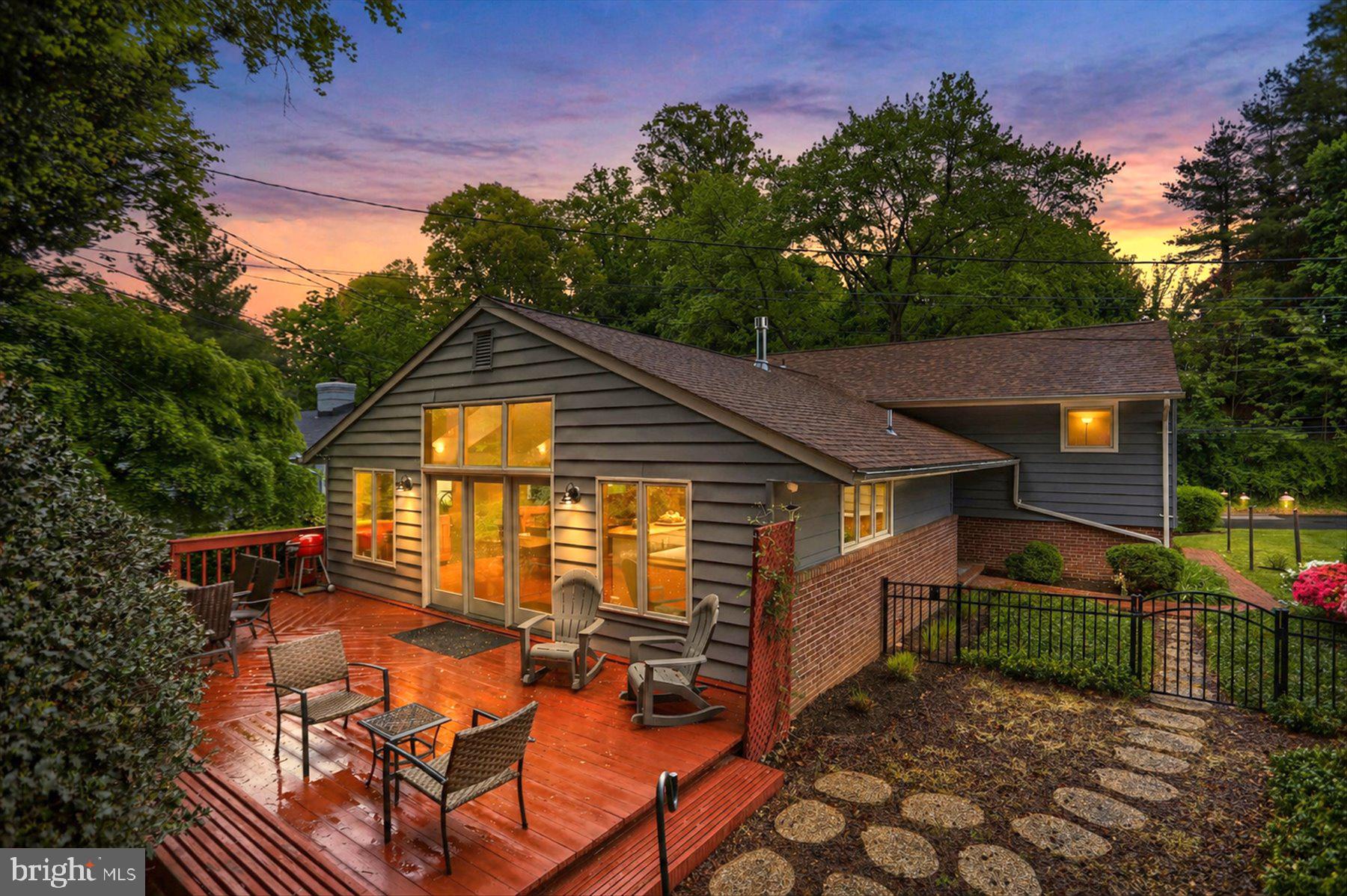 NORTH ROLAND PARK - Residential