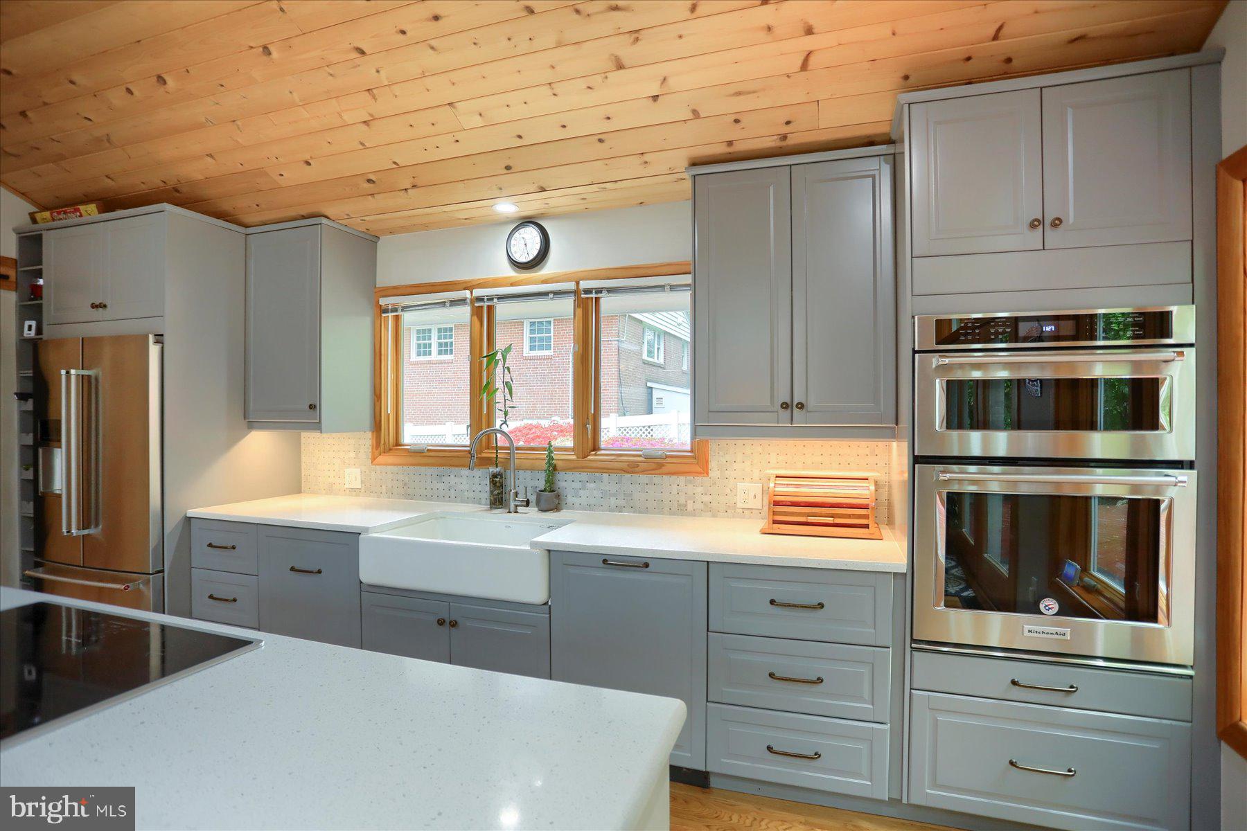 NORTH ROLAND PARK - Residential