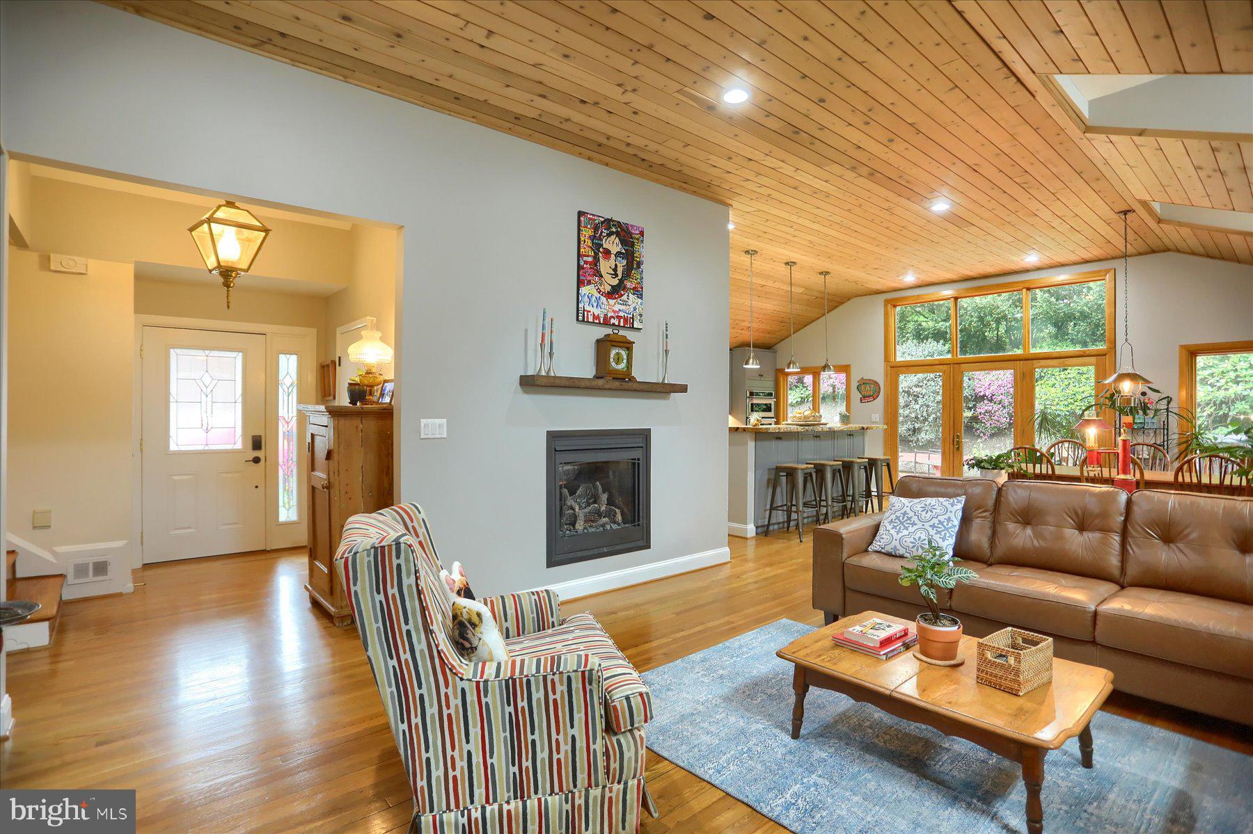 NORTH ROLAND PARK - Residential