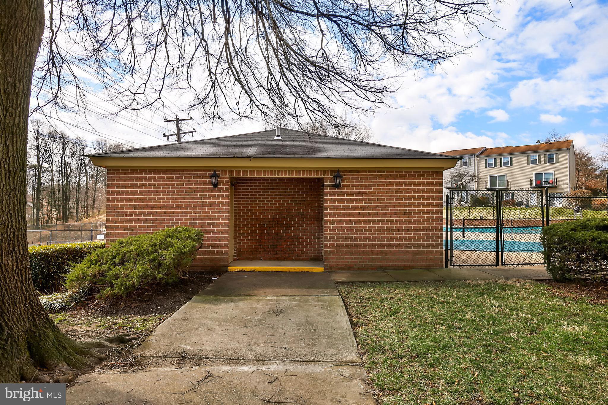 KEENE MILL WOODS - Residential