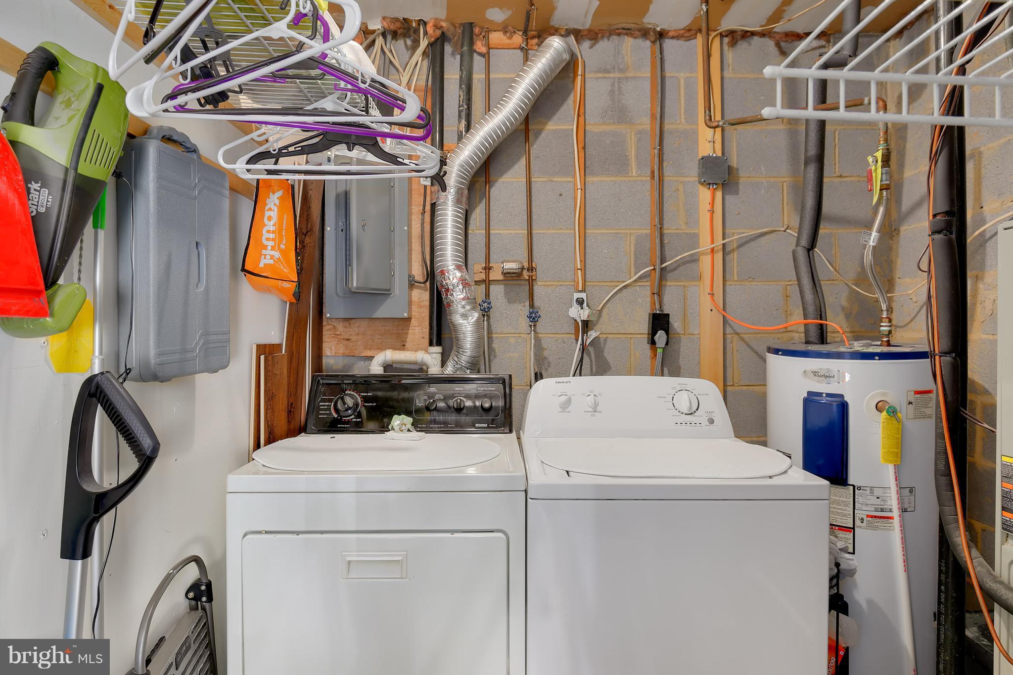 KEENE MILL WOODS - Residential