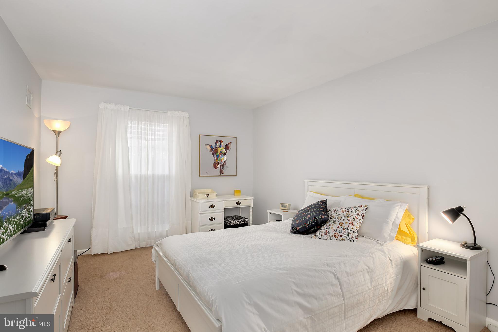 KEENE MILL WOODS - Residential