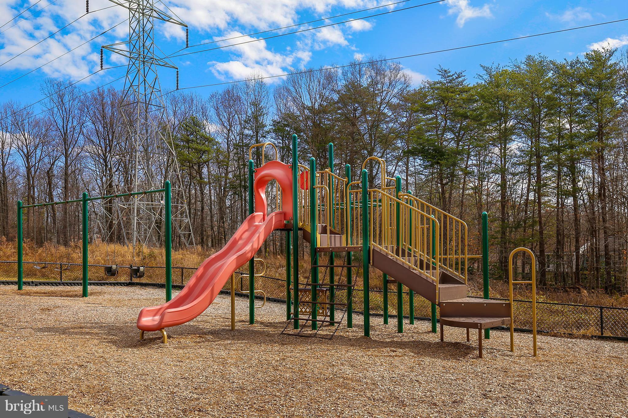 KEENE MILL WOODS - Residential