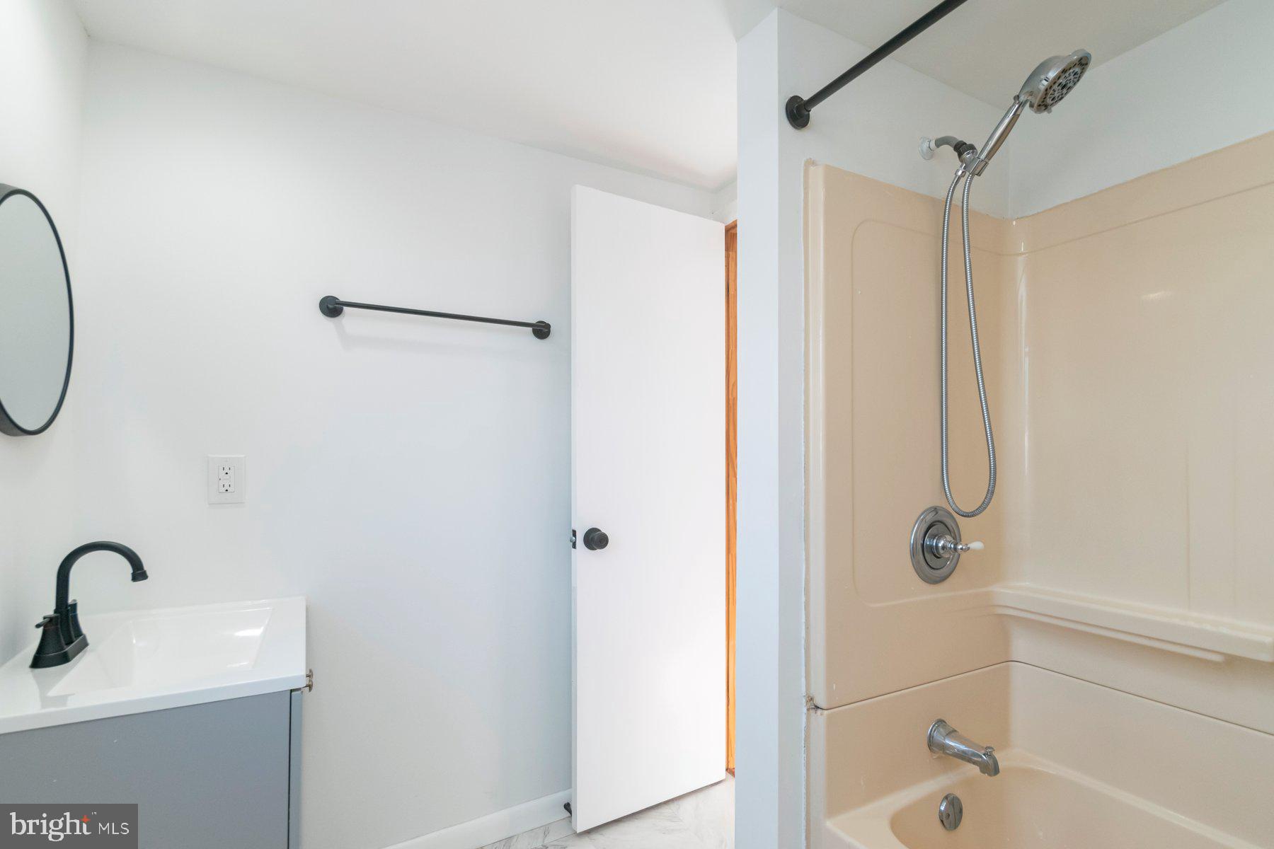 PIGTOWN HISTORIC DISTRICT - Residential Lease