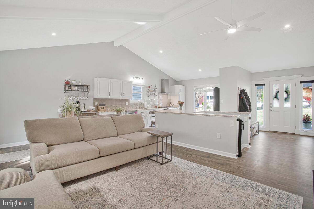 KINGSTON HEIGHTS - Residential