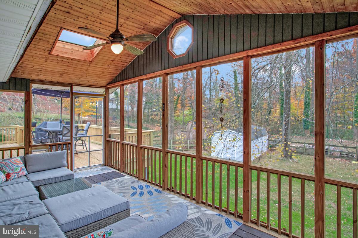 KINGSTON HEIGHTS - Residential