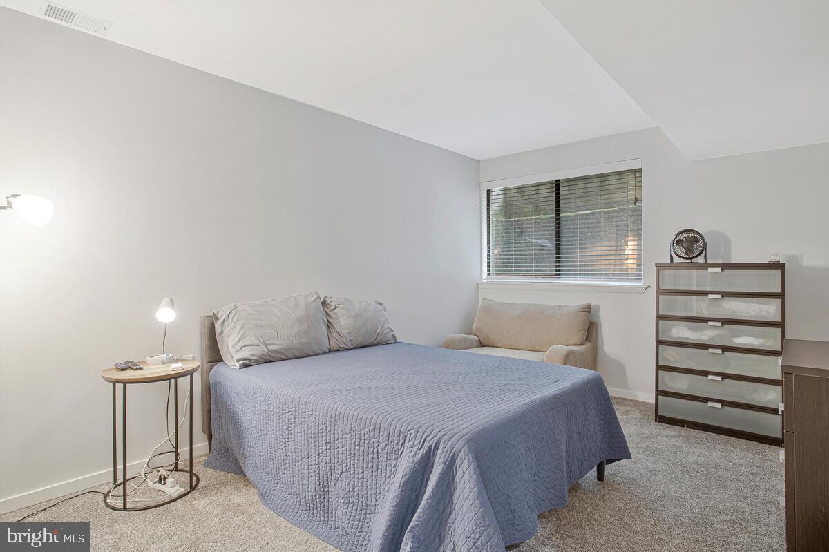 KINGSTON HEIGHTS - Residential