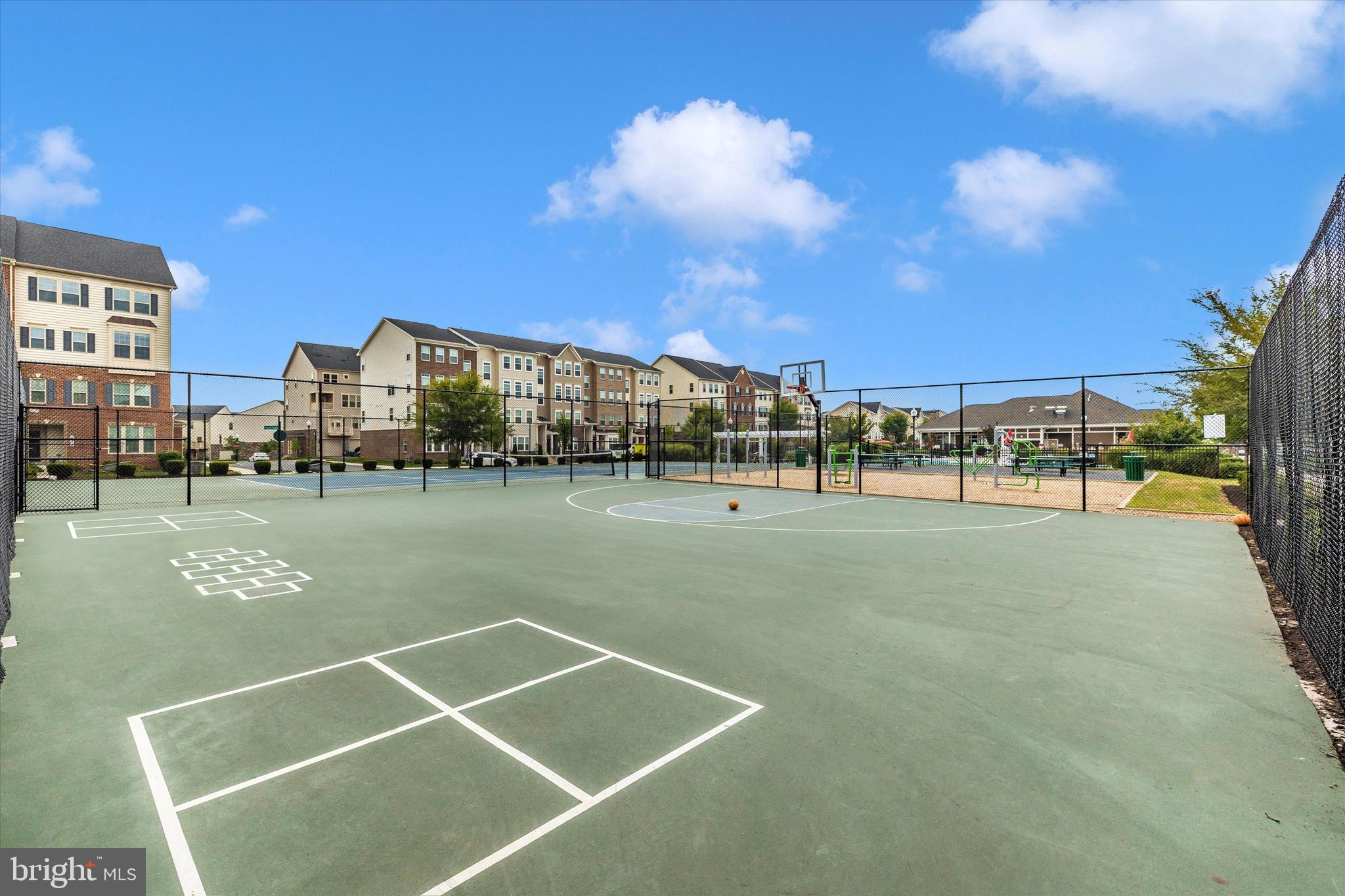 JEFFERSON PLACE - Residential