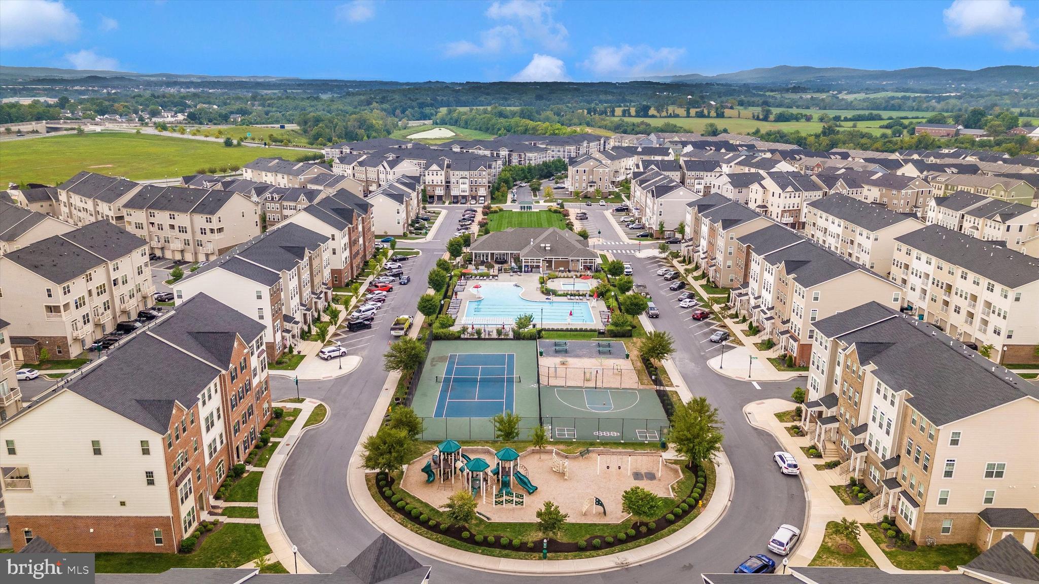 JEFFERSON PLACE - Residential