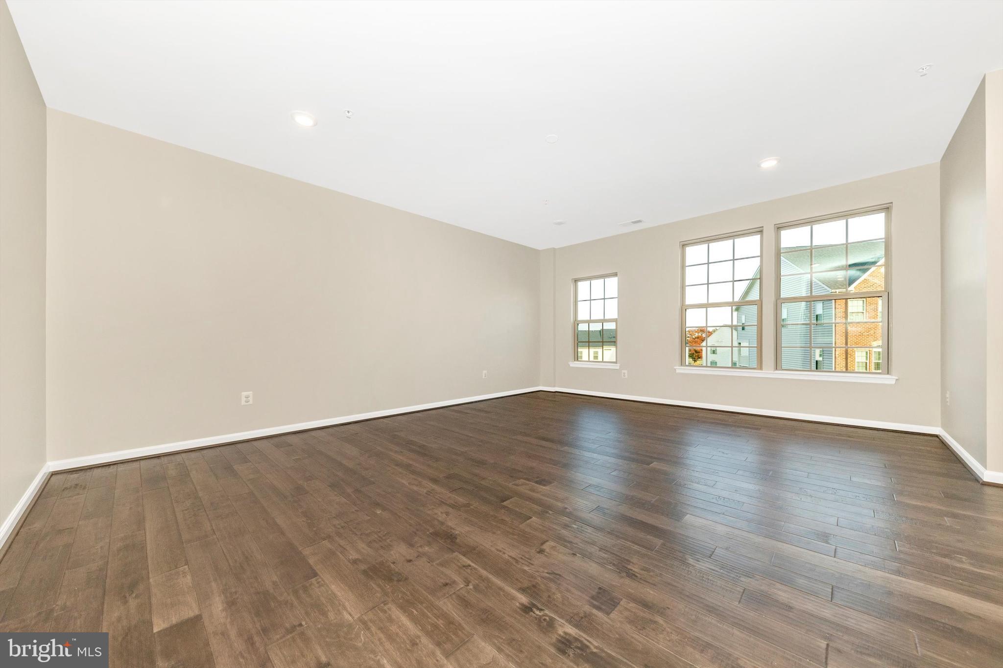 JEFFERSON PLACE - Residential