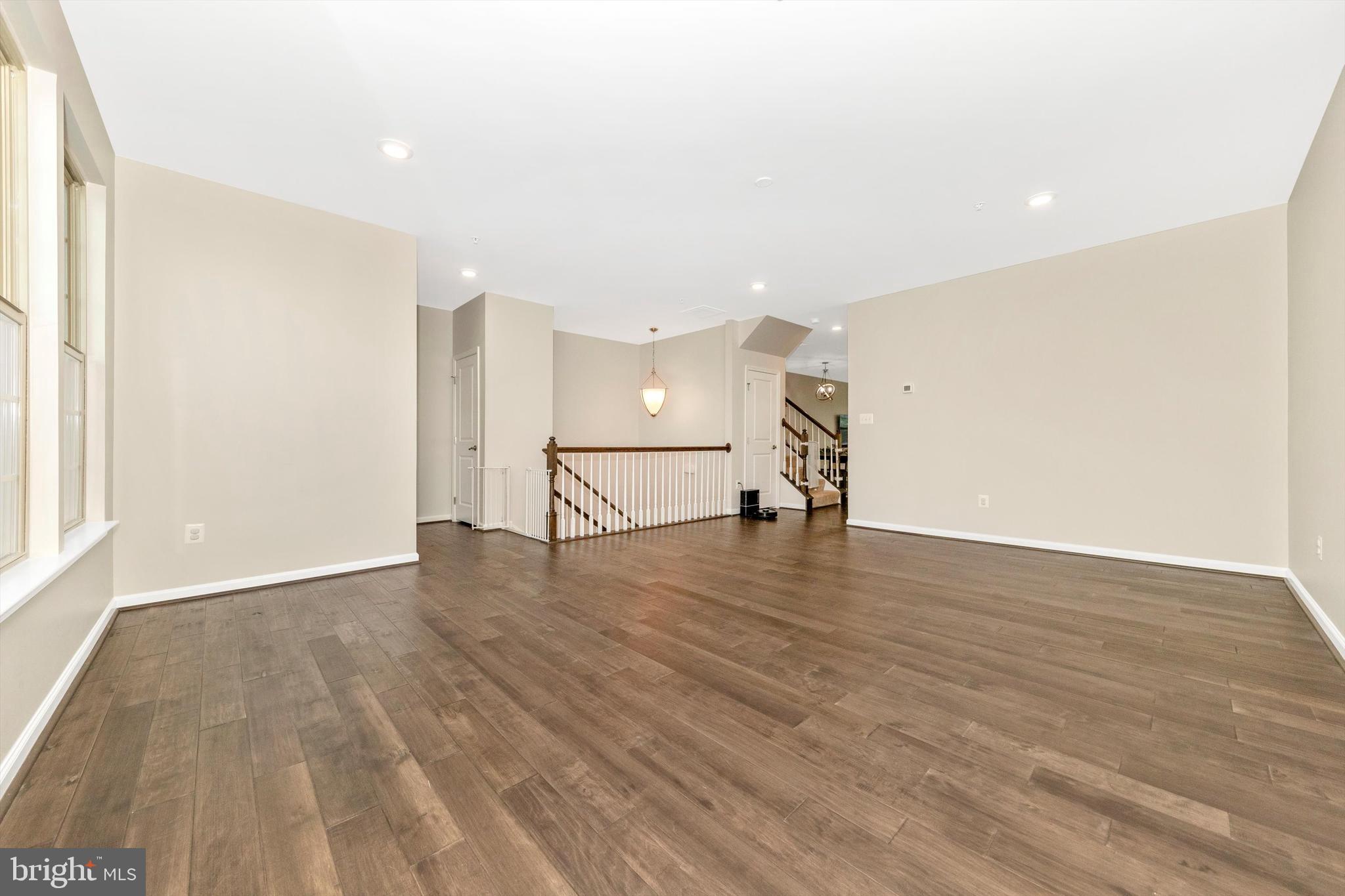 JEFFERSON PLACE - Residential