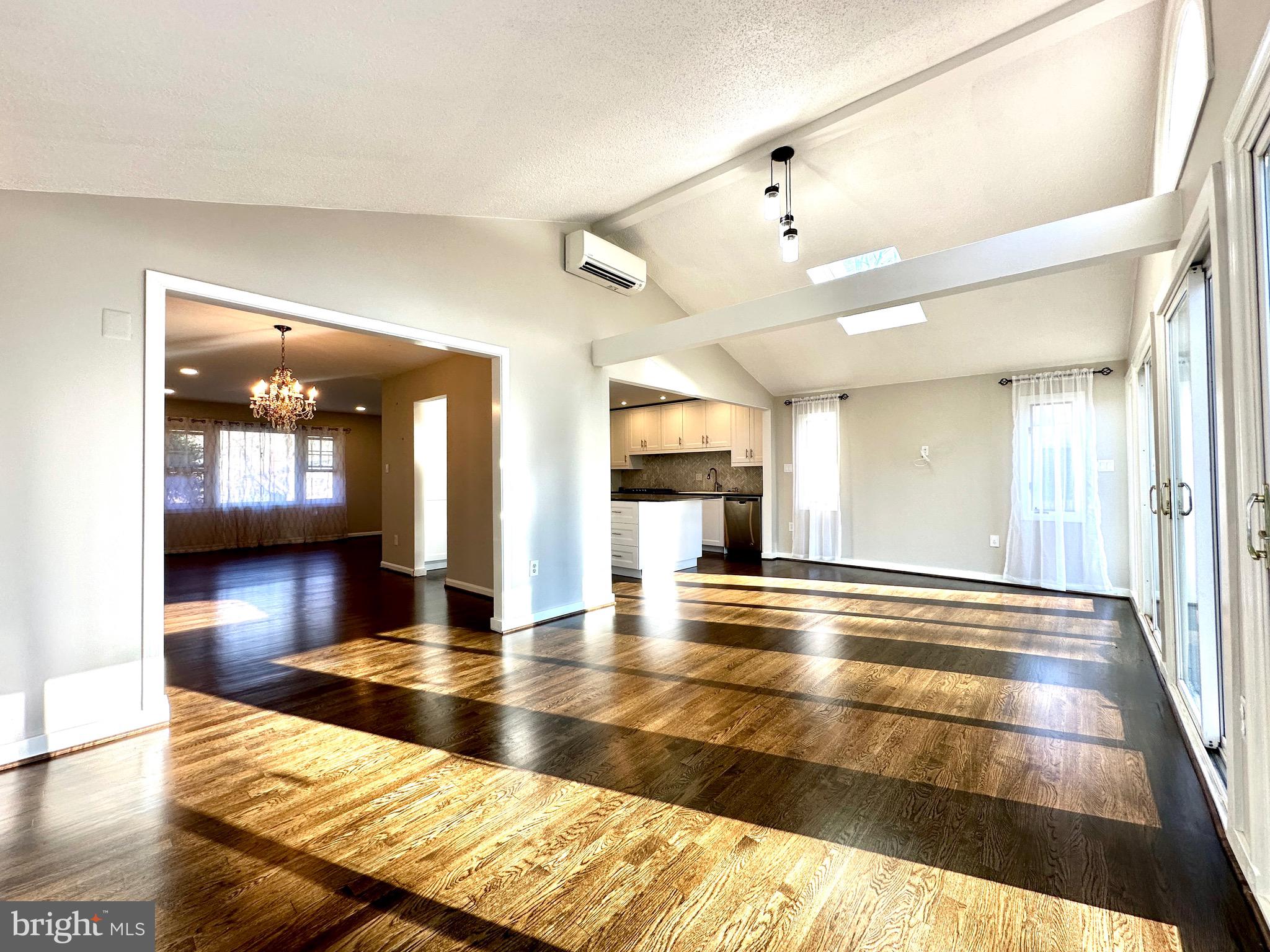 LAKEVALE ESTATES - Residential Lease