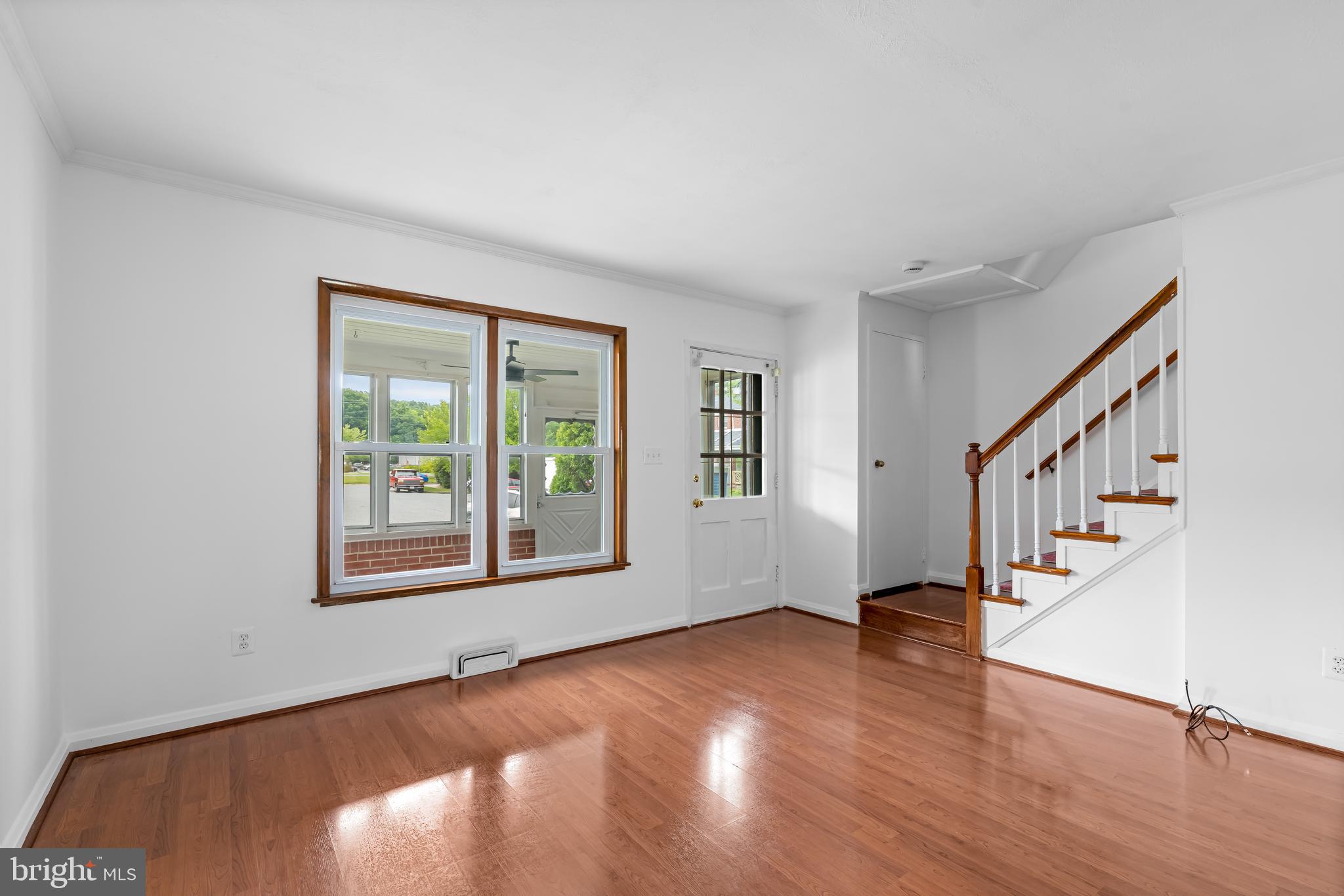 3317 BELSFORD COURT