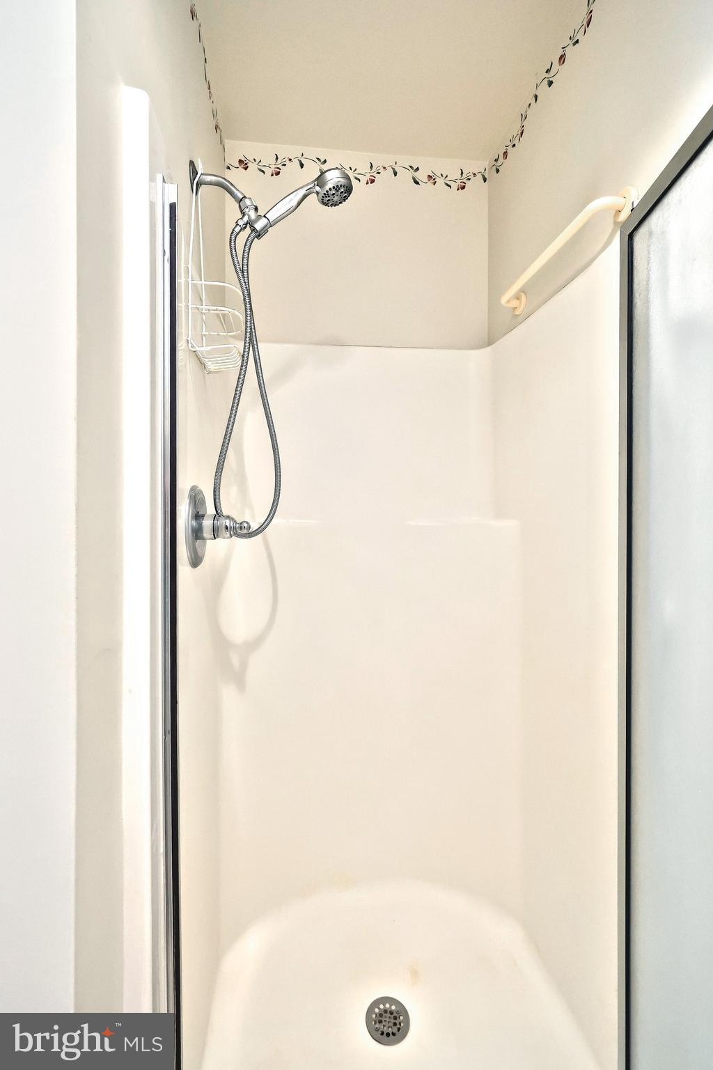 KENDALE HEIGHTS - Residential