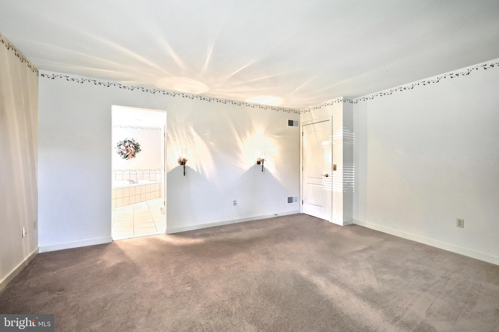 KENDALE HEIGHTS - Residential