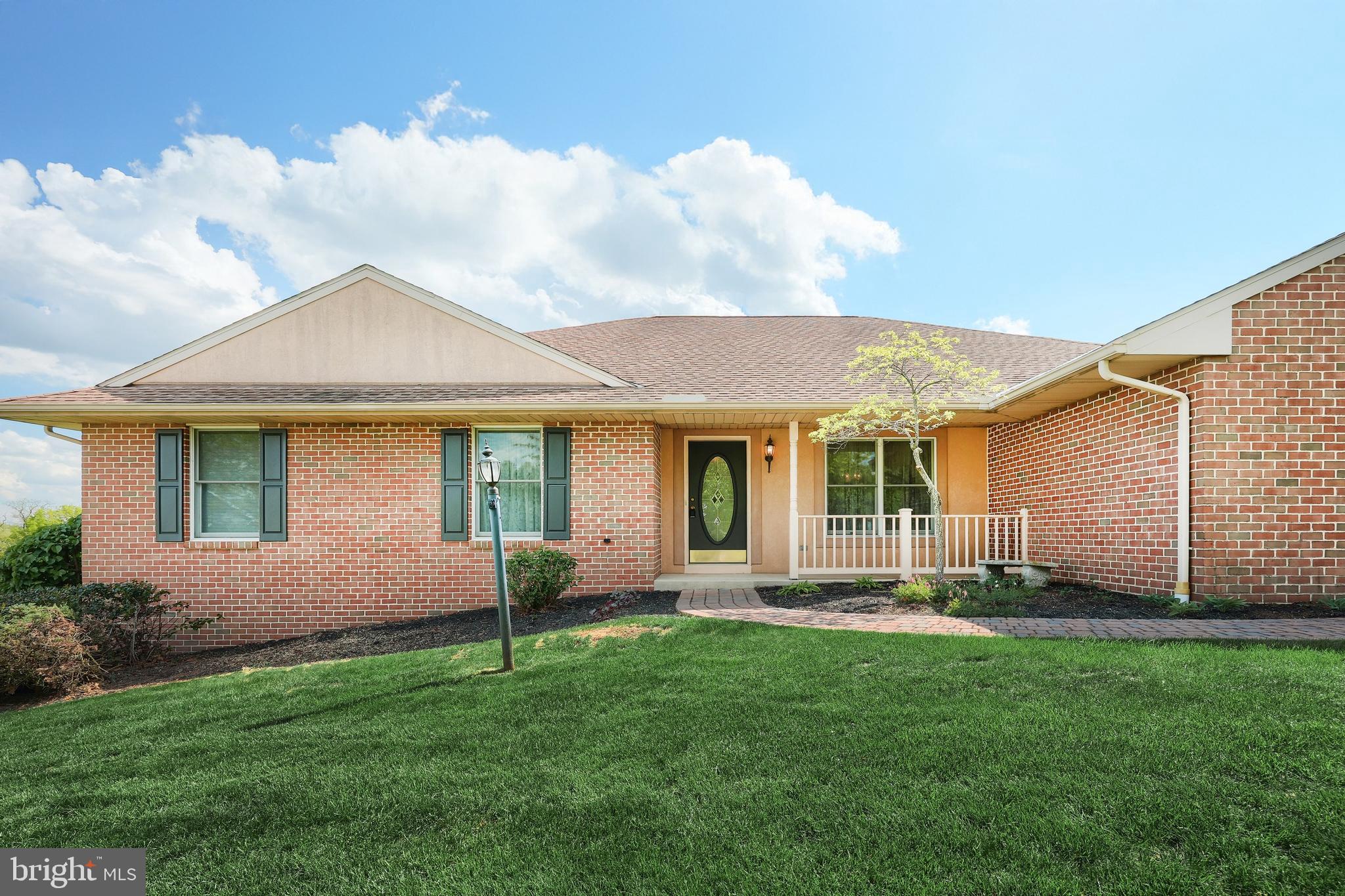 KENDALE HEIGHTS - Residential