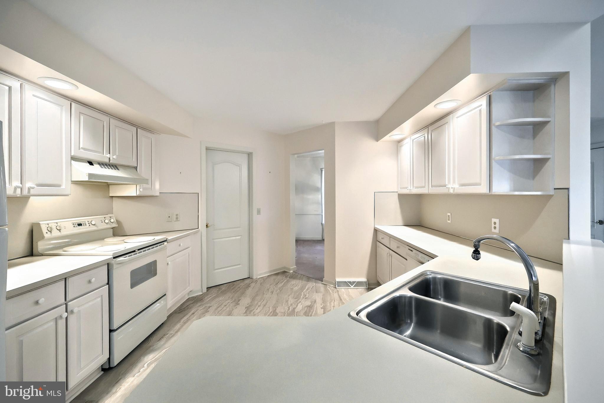 KENDALE HEIGHTS - Residential