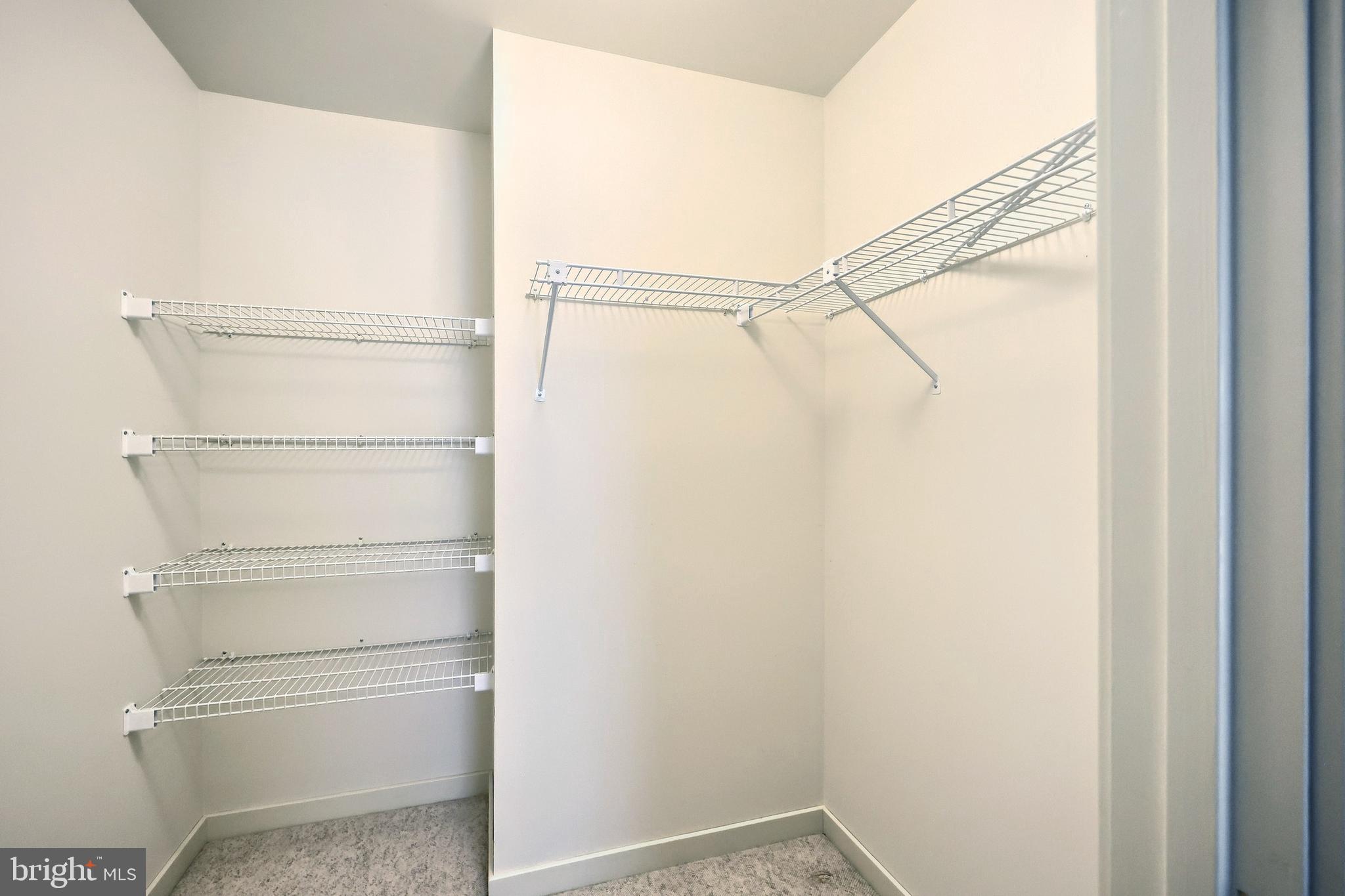 KENDALE HEIGHTS - Residential