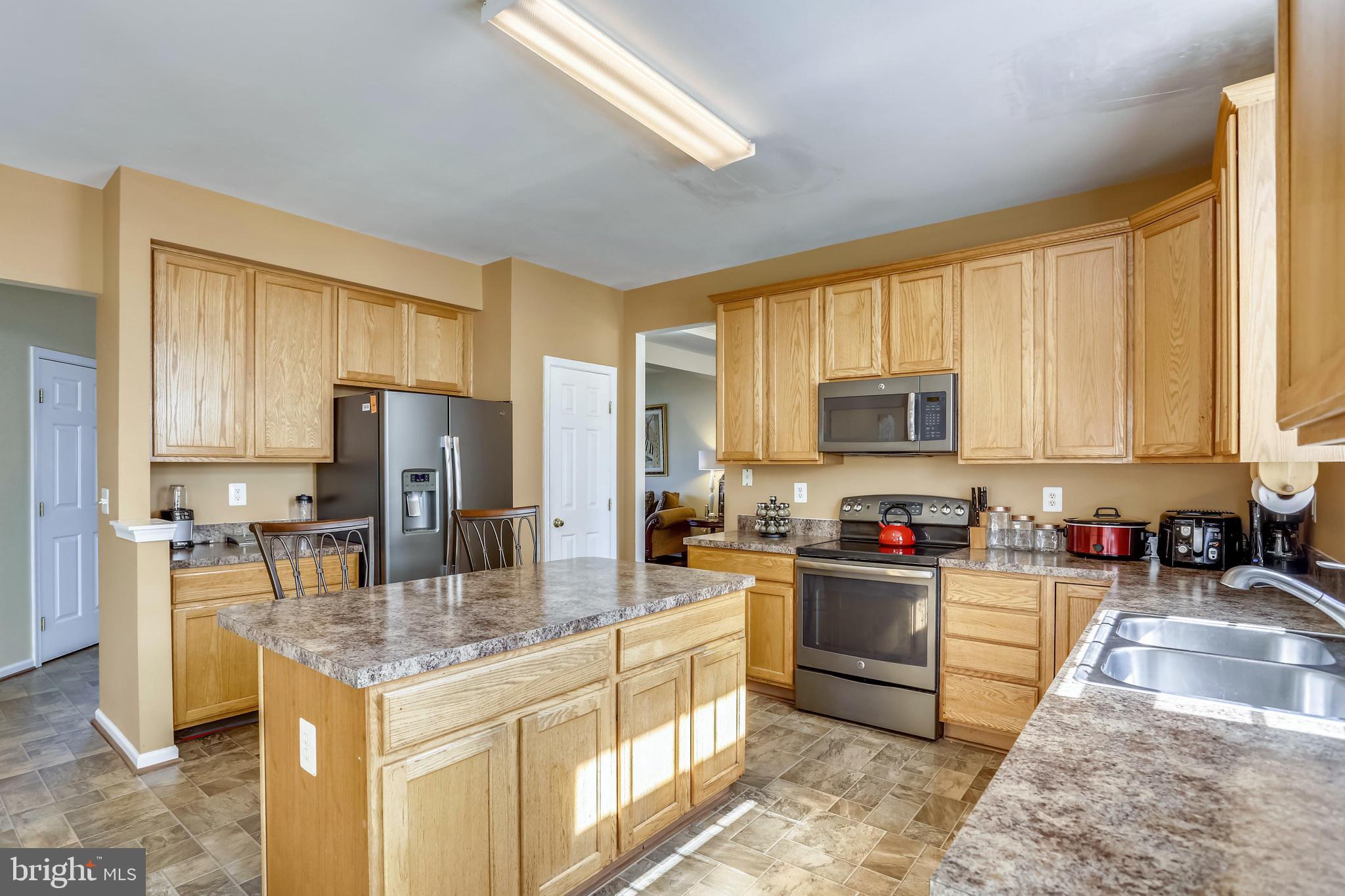 SHEFFIELD/FAIRWAY VILLAGE - Residential