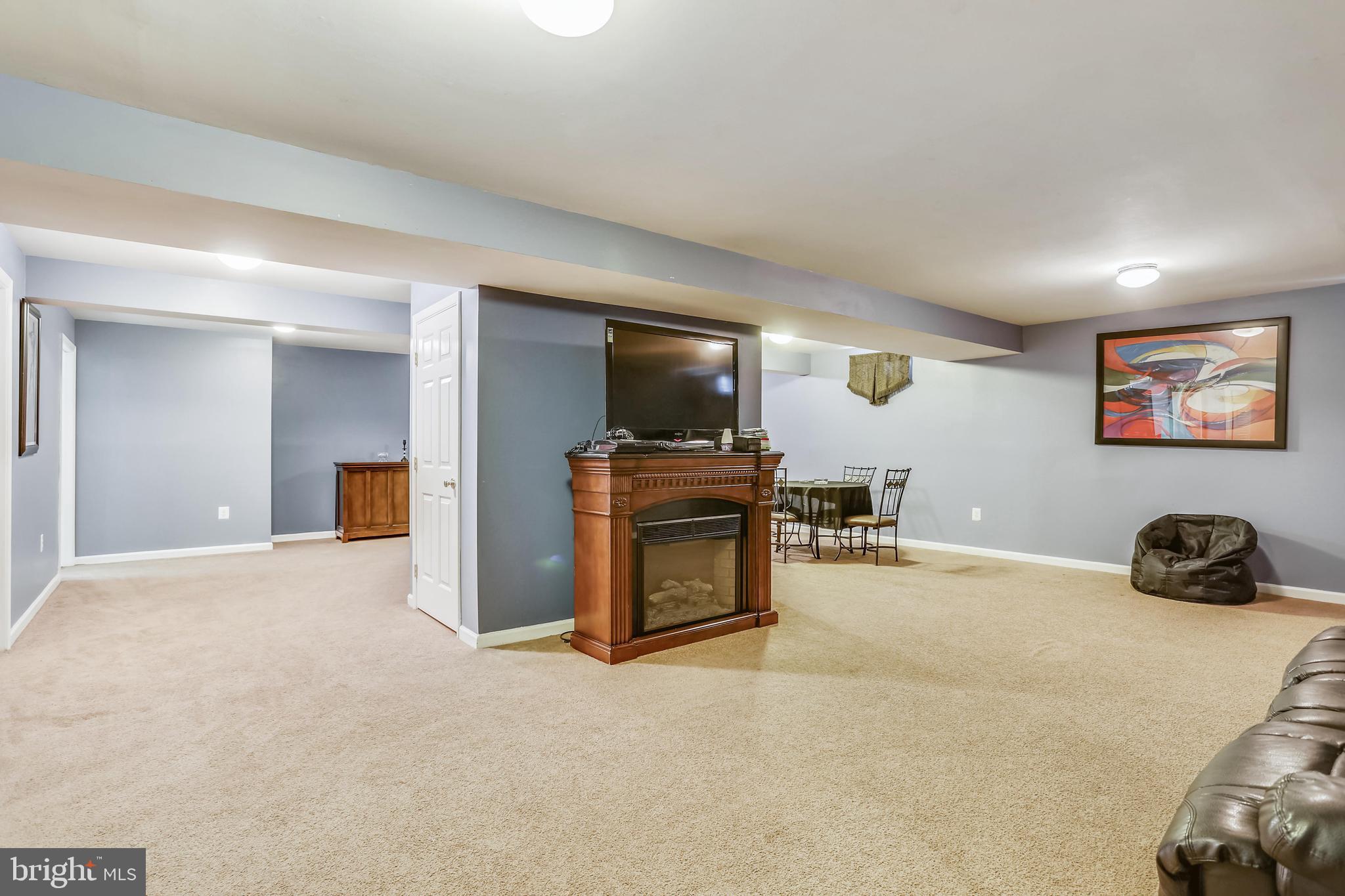 SHEFFIELD/FAIRWAY VILLAGE - Residential