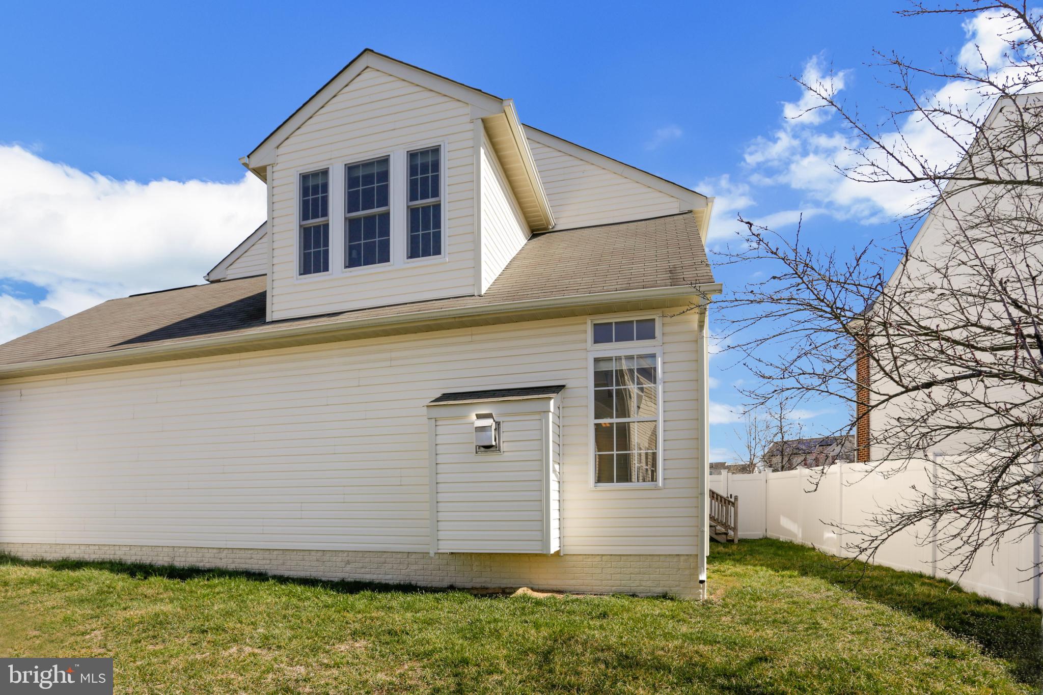 SHEFFIELD/FAIRWAY VILLAGE - Residential