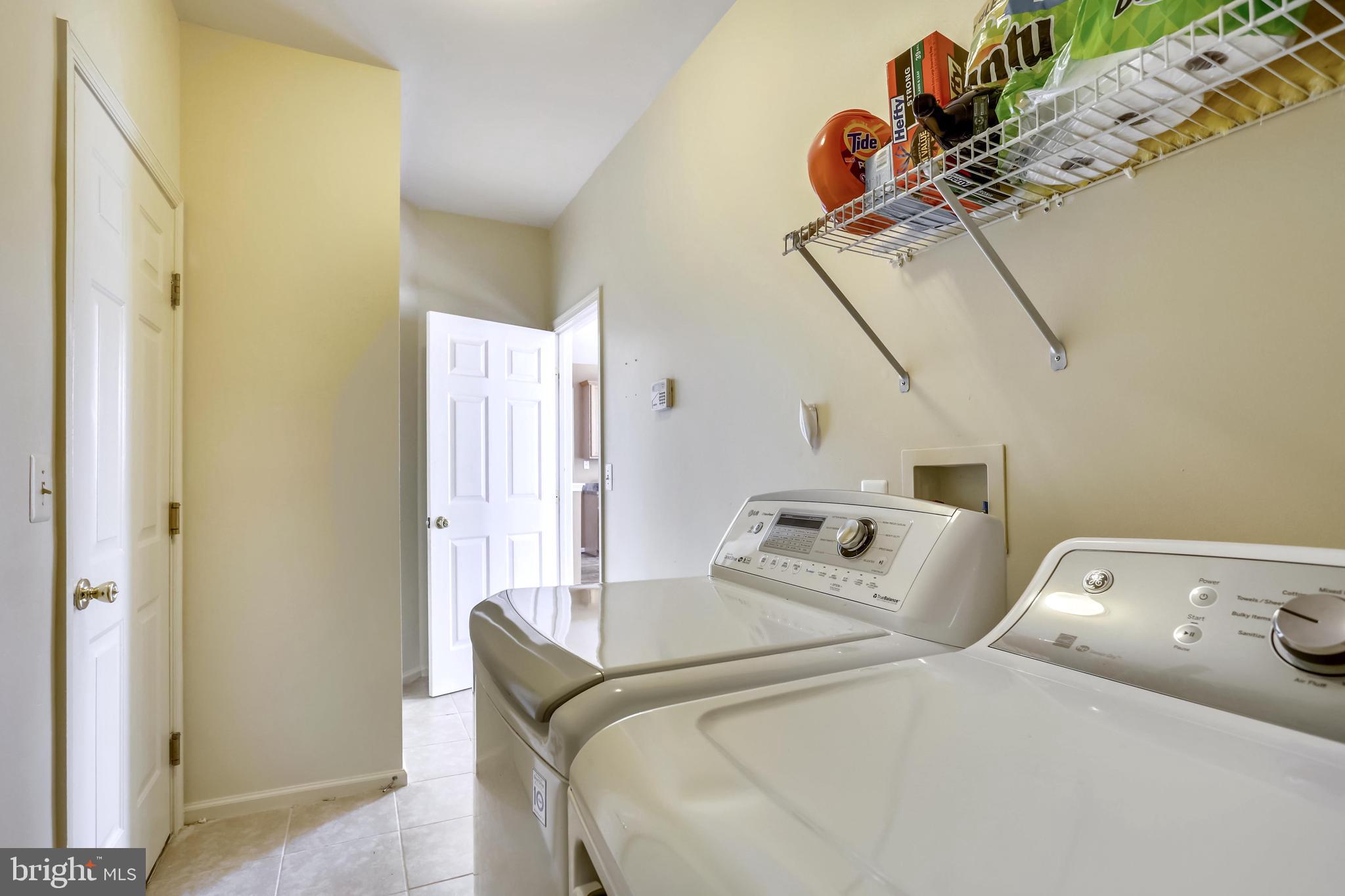 SHEFFIELD/FAIRWAY VILLAGE - Residential