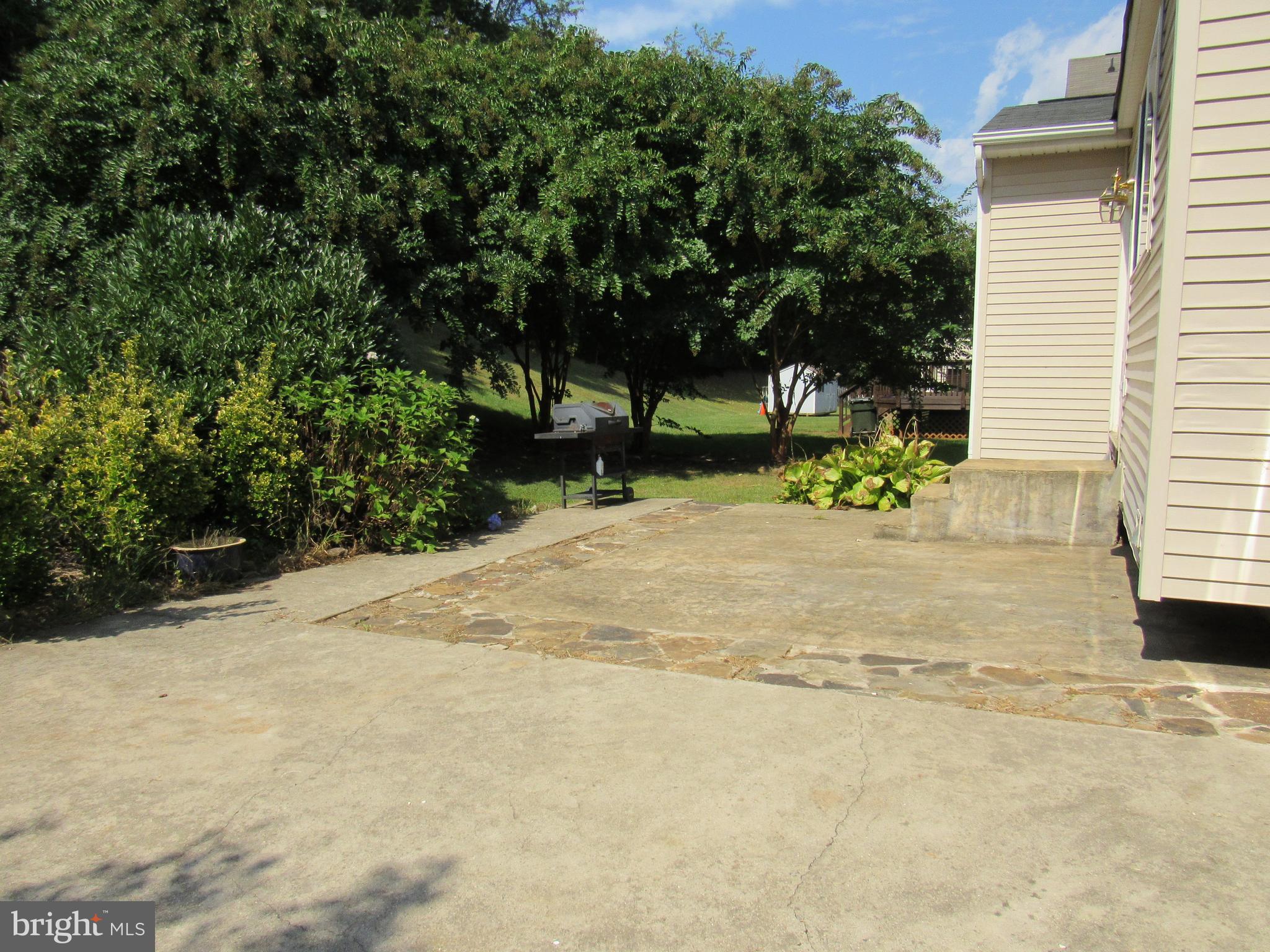 FRANKLIN MEADOWS - Residential