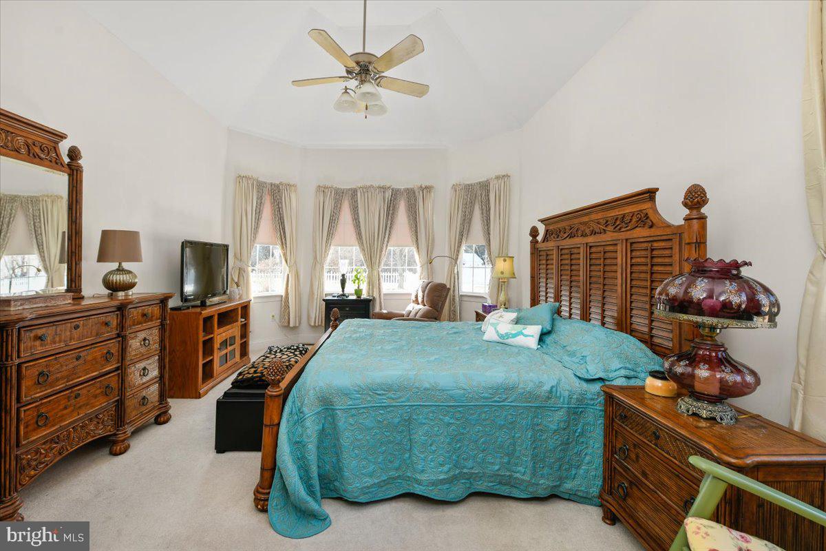 OLDE TOWN - Residential