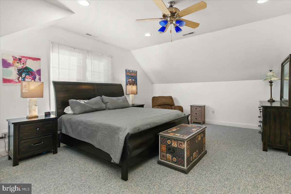 OLDE TOWN - Residential