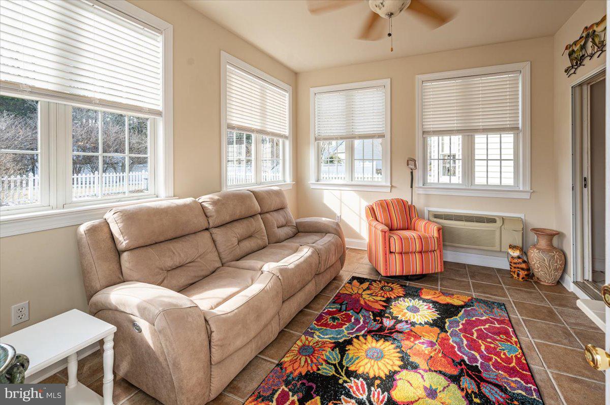 OLDE TOWN - Residential