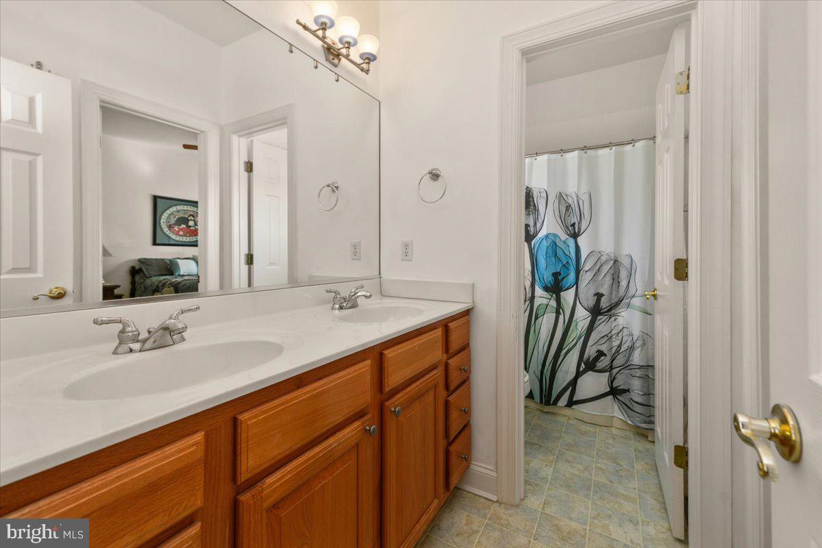 OLDE TOWN - Residential