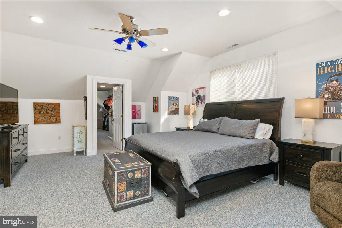 OLDE TOWN - Residential