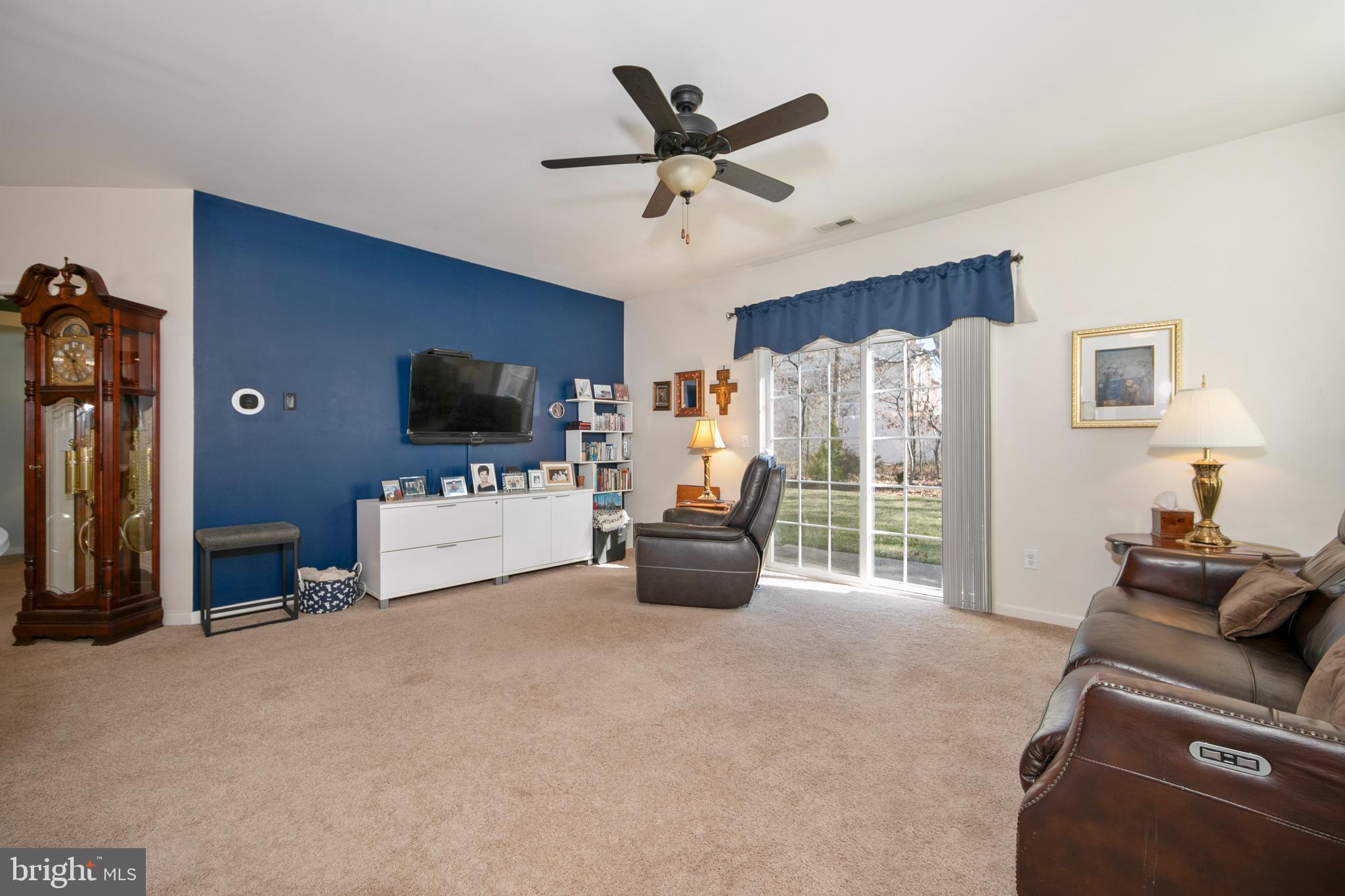 LONDON COURT II - Residential