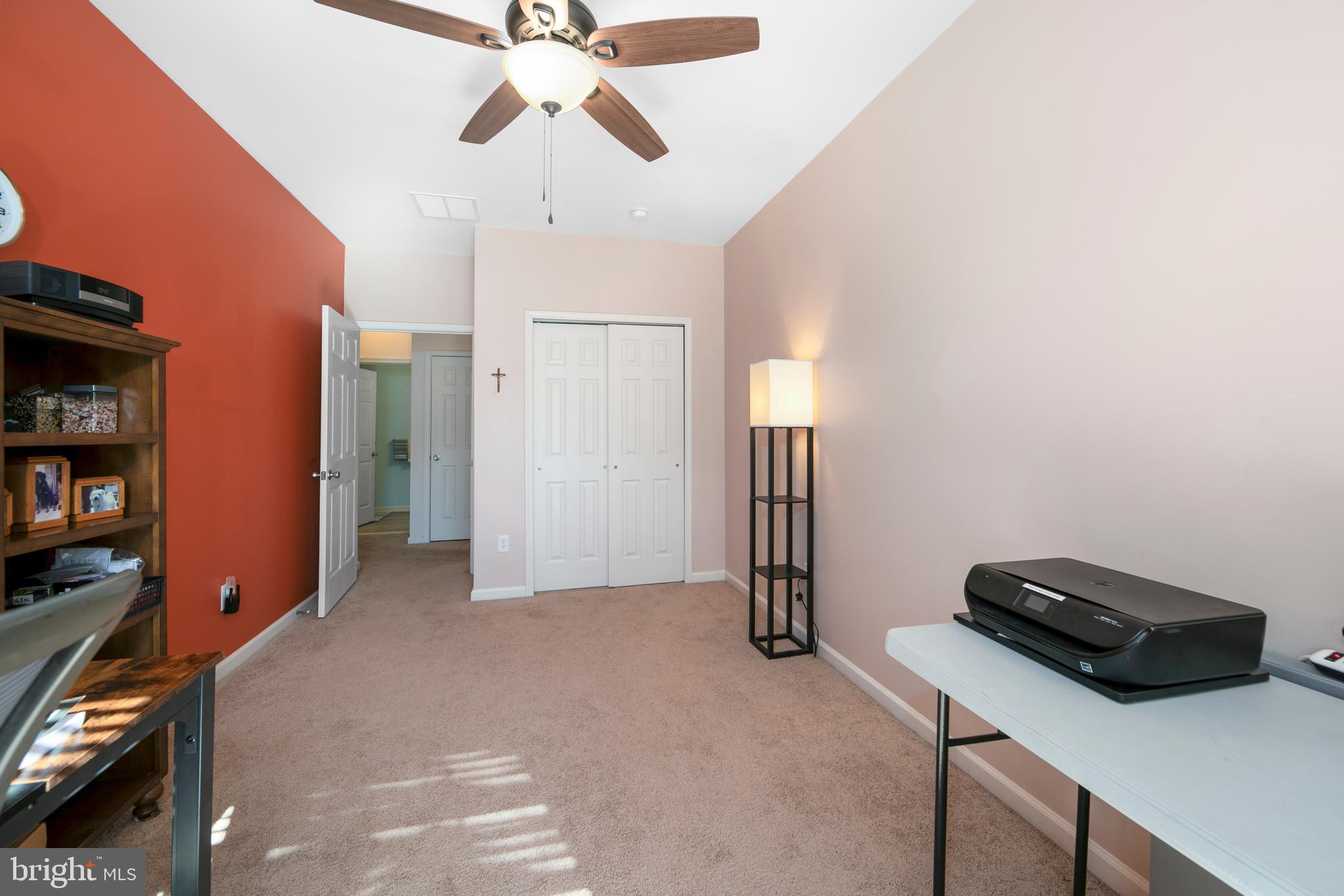 LONDON COURT II - Residential