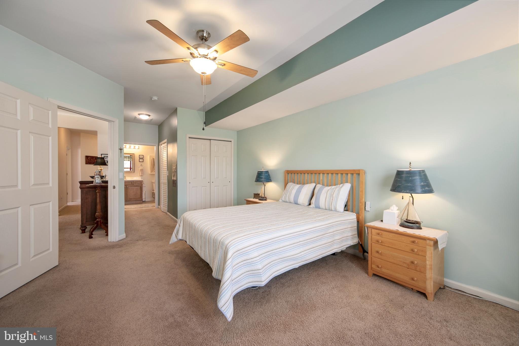 LONDON COURT II - Residential