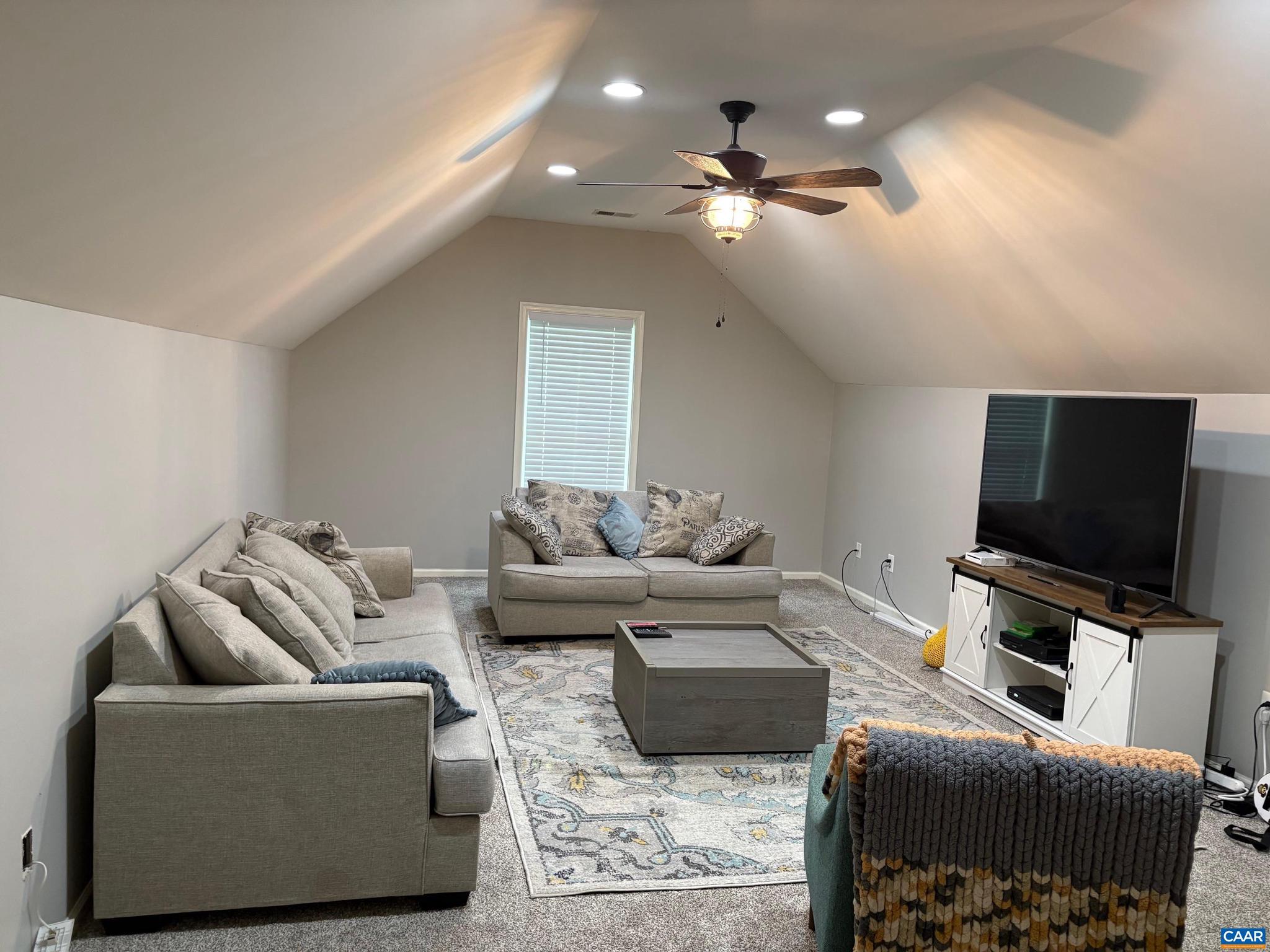 SPRING CREEK - Residential Lease