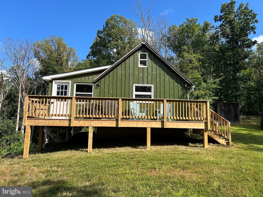 Photo of 875 Hunter Lane, EDINBURG, VA 22824 (MLS # VASH2012862)