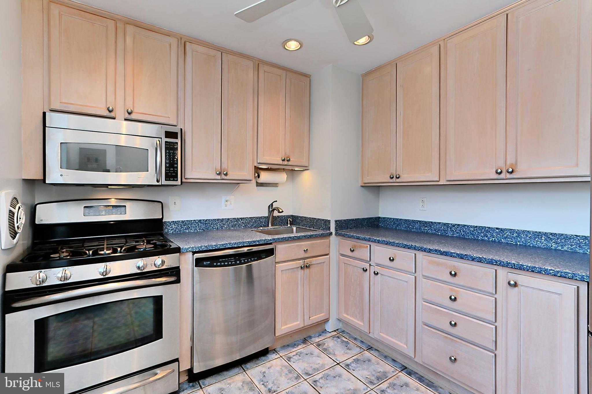 PARK TOWERS - Residential