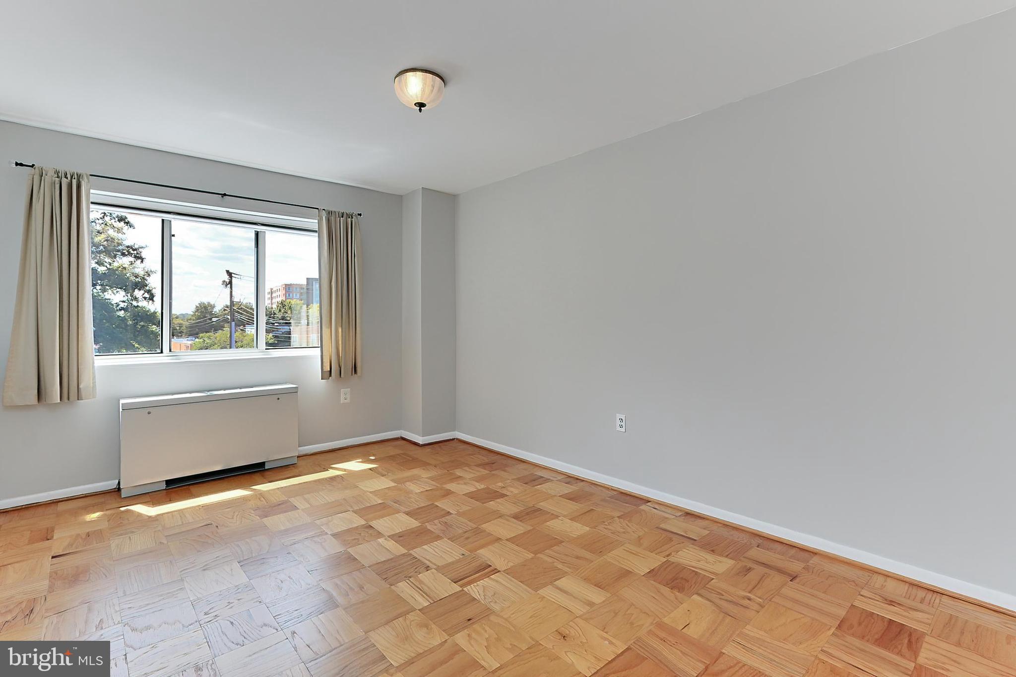 PARK TOWERS - Residential