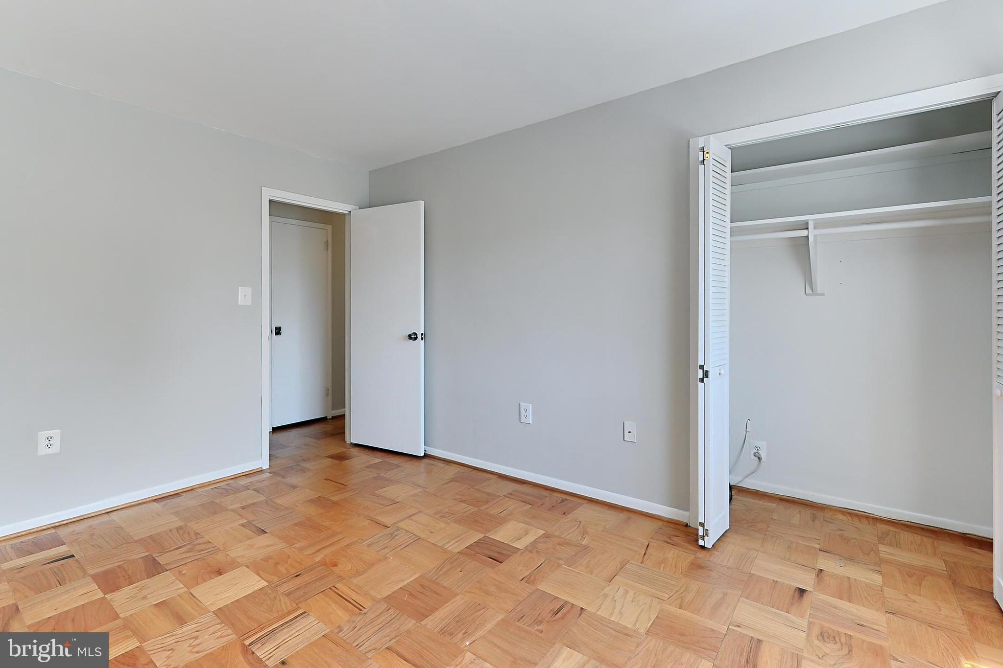 PARK TOWERS - Residential