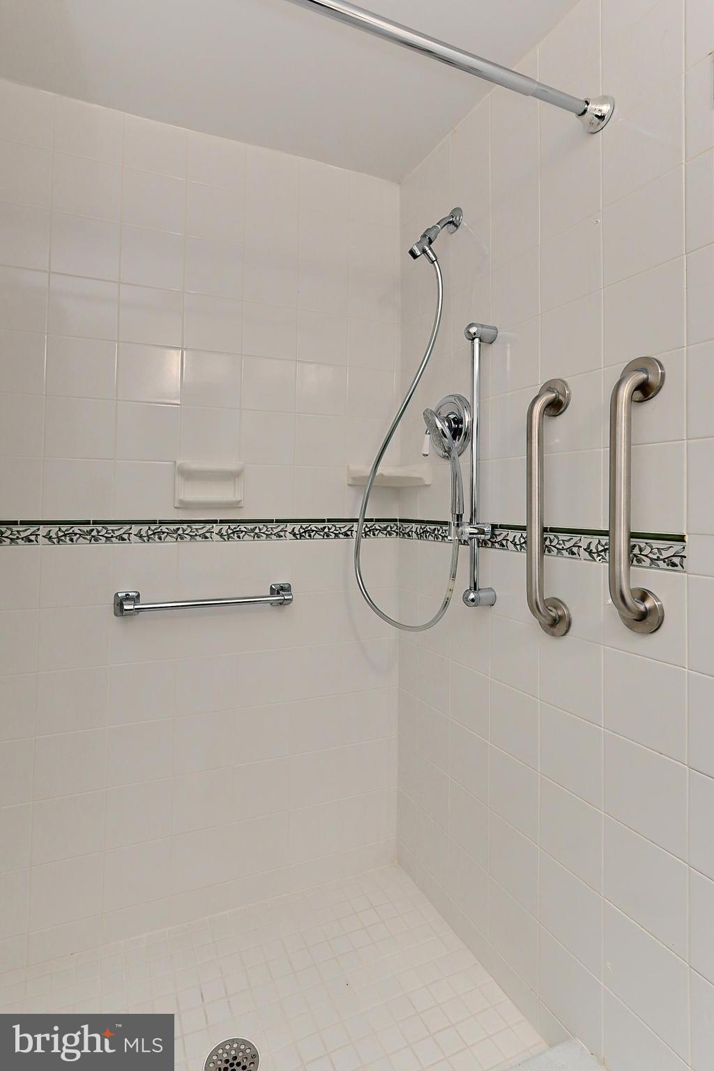 PARK TOWERS - Residential