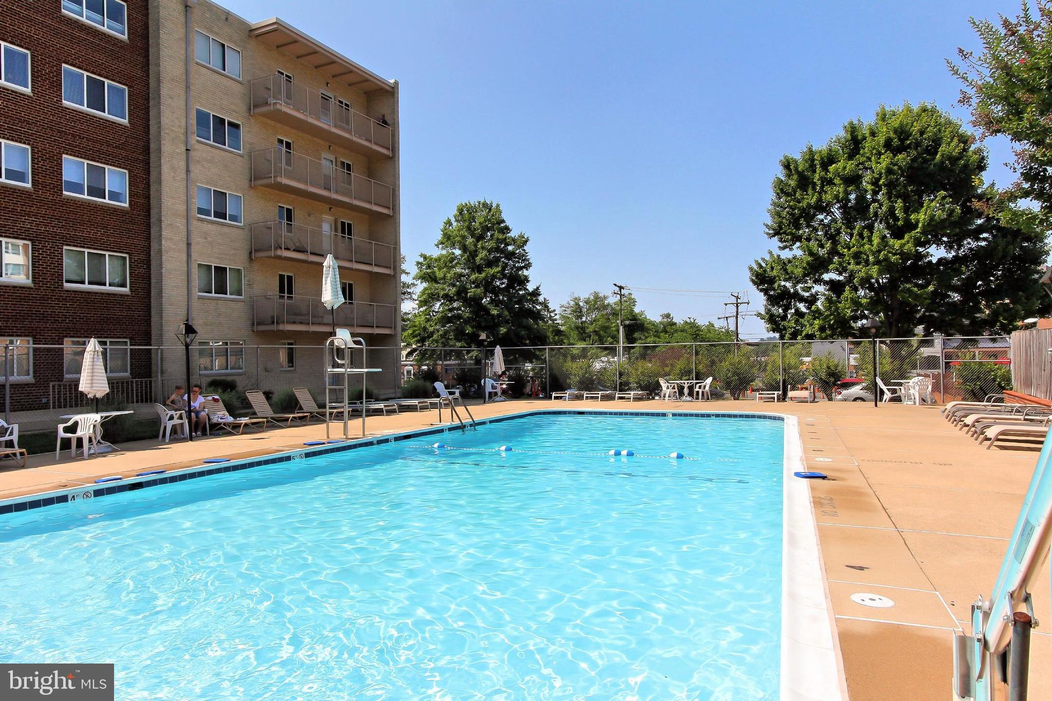 PARK TOWERS - Residential