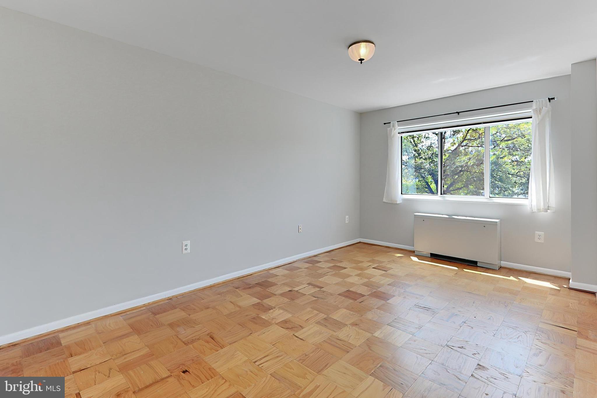 PARK TOWERS - Residential