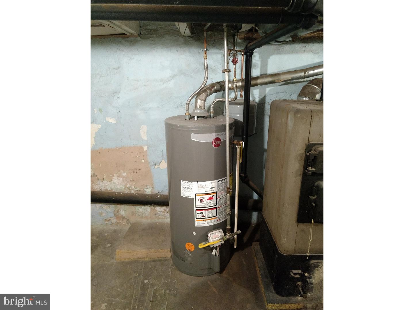 LOWER MOYAMENSING - Residential